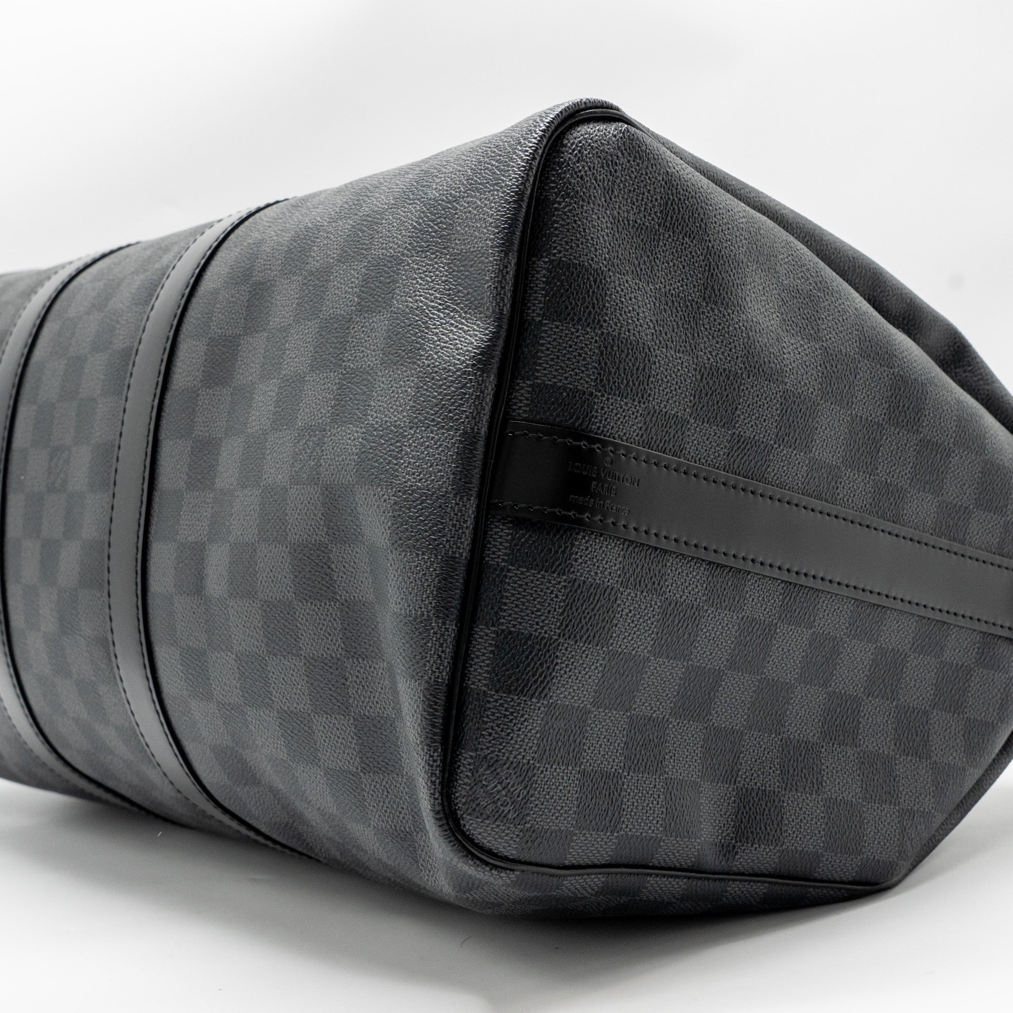 louis-vuitton-keepall-bandouliere-45-damier-graphite-canvas-black-shw