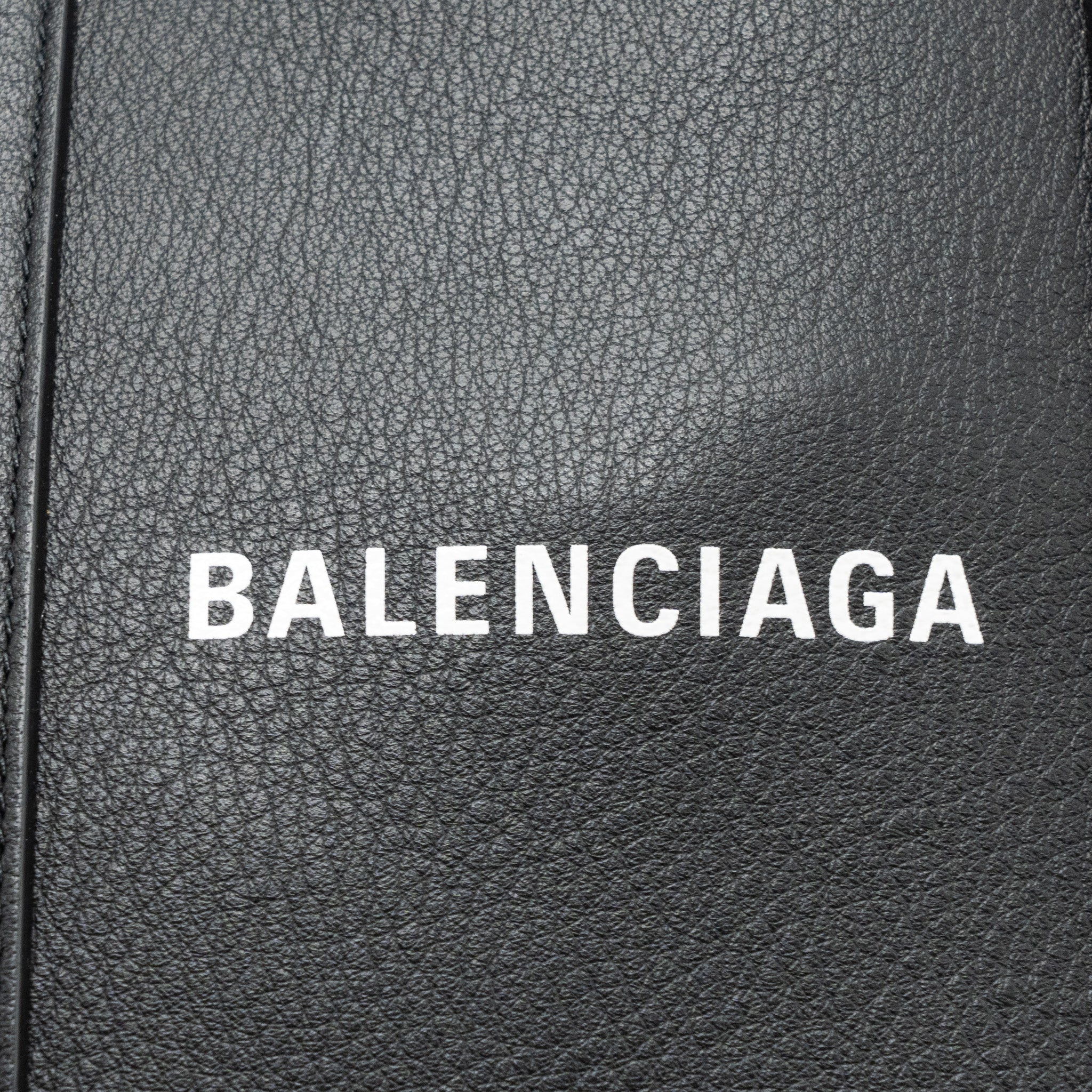 balenciaga-everyday-xxs-tote-bag-calfskin-black-shw