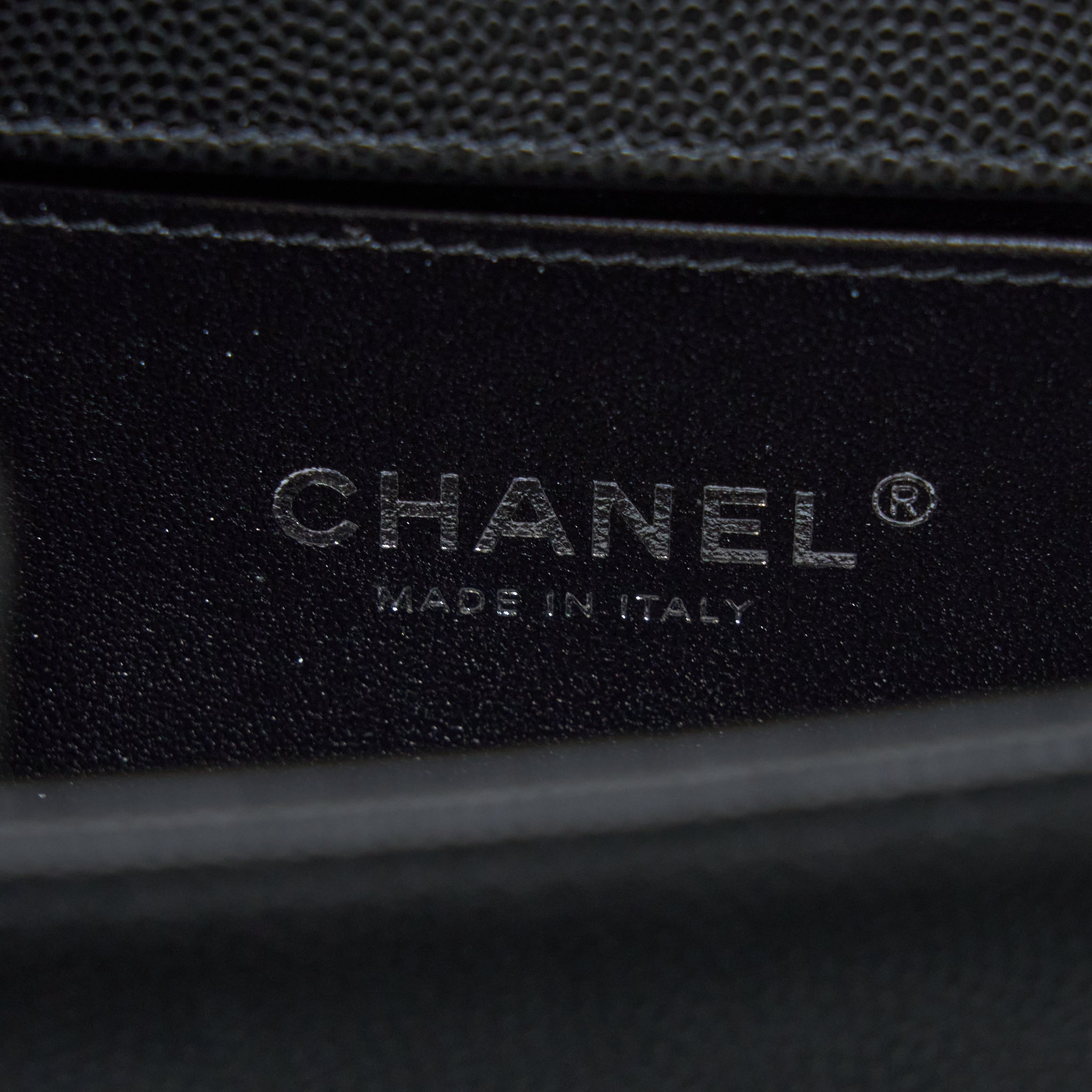 chanel-small-boy-bag-caviar-black-ruthenium-shw-microchip
