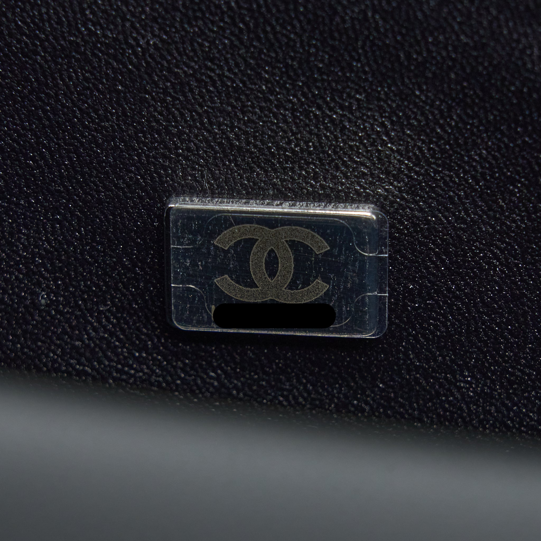 chanel-small-boy-bag-caviar-black-ruthenium-shw-microchip