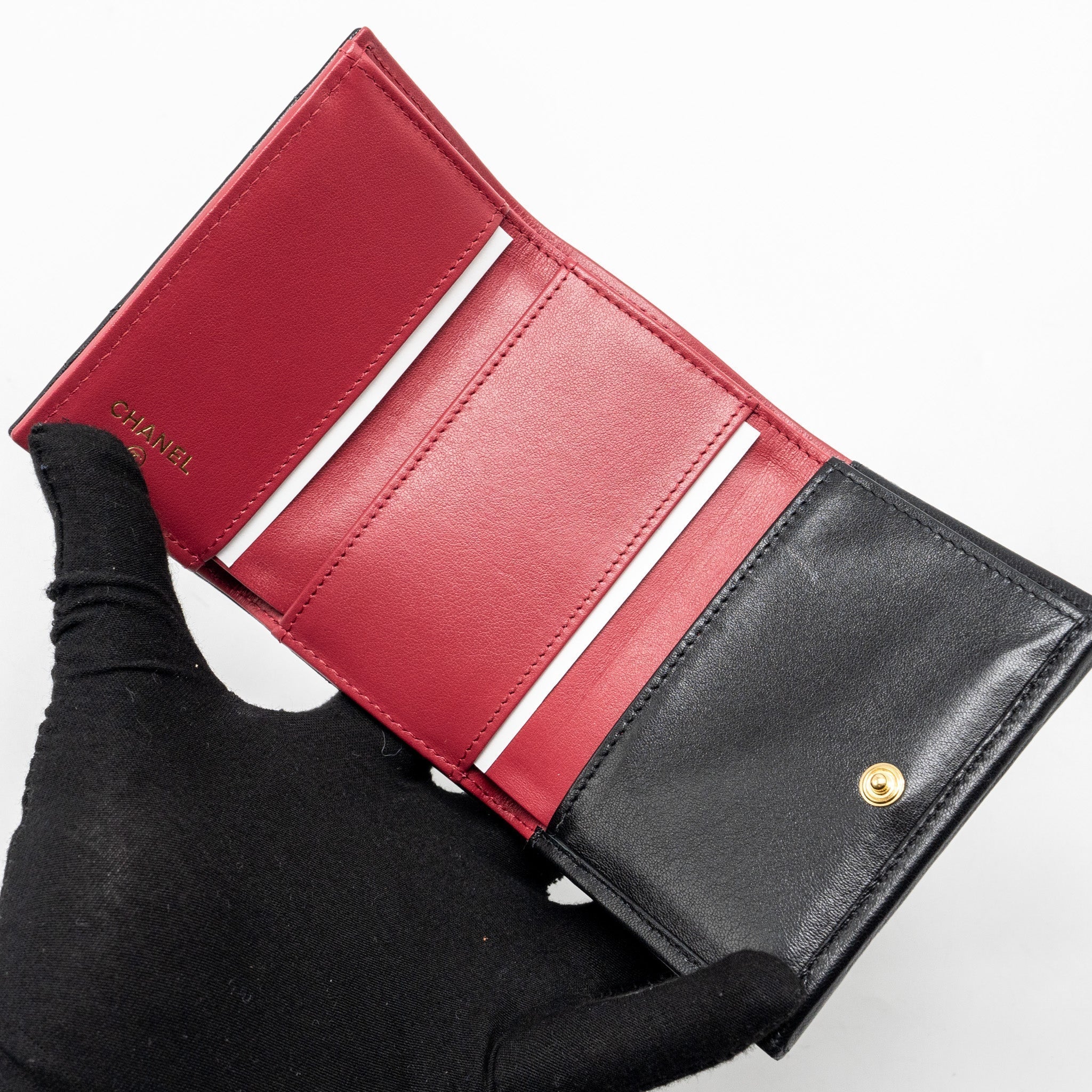 chanel-19-compact-wallet-lambskin-black-ghw-microchip