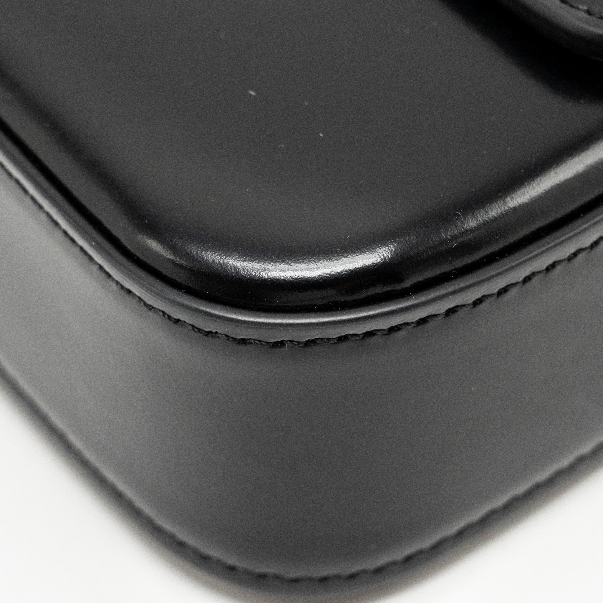 celine-triomphe-chain-shoulder-bag-shiny-calfskin-black-ghw