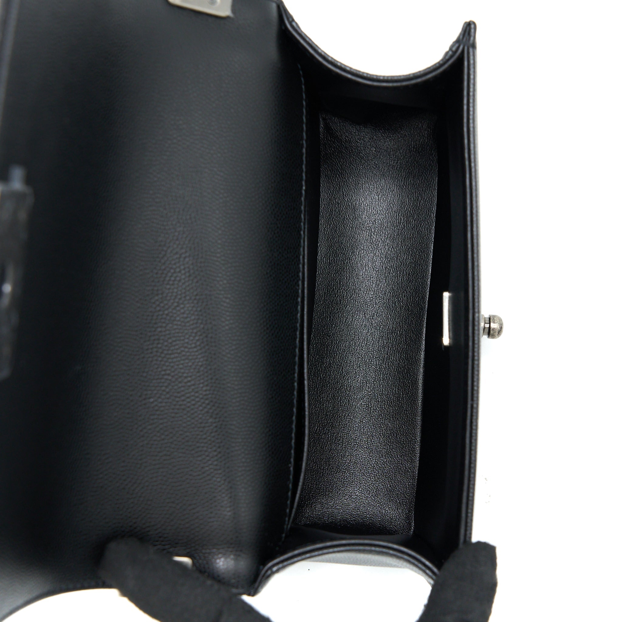chanel-small-boy-bag-caviar-black-ruthenium-shw-microchip