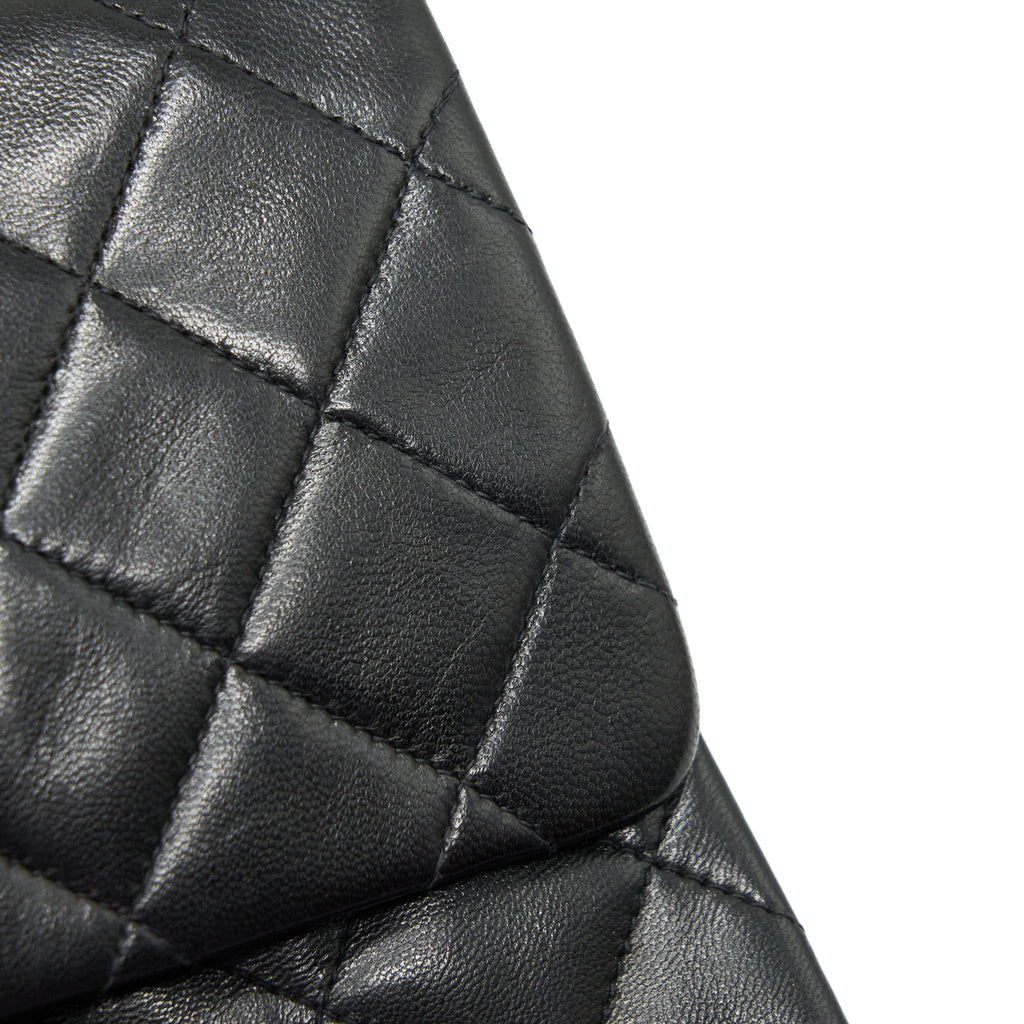 chanel-classic-flap-medium-in-black-ghw