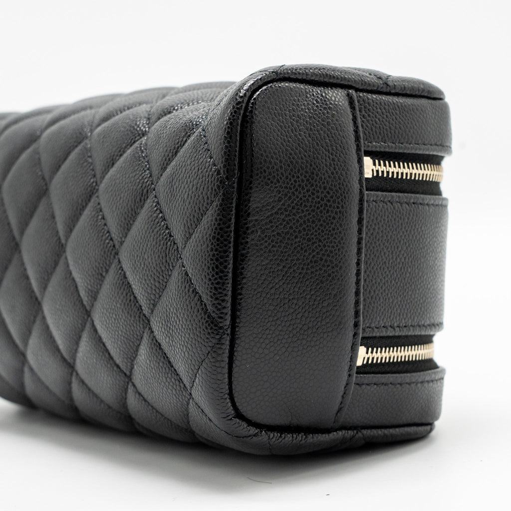 chanel-double-zip-pouch-cosmetic-case-caviar-black-ghw-microchip