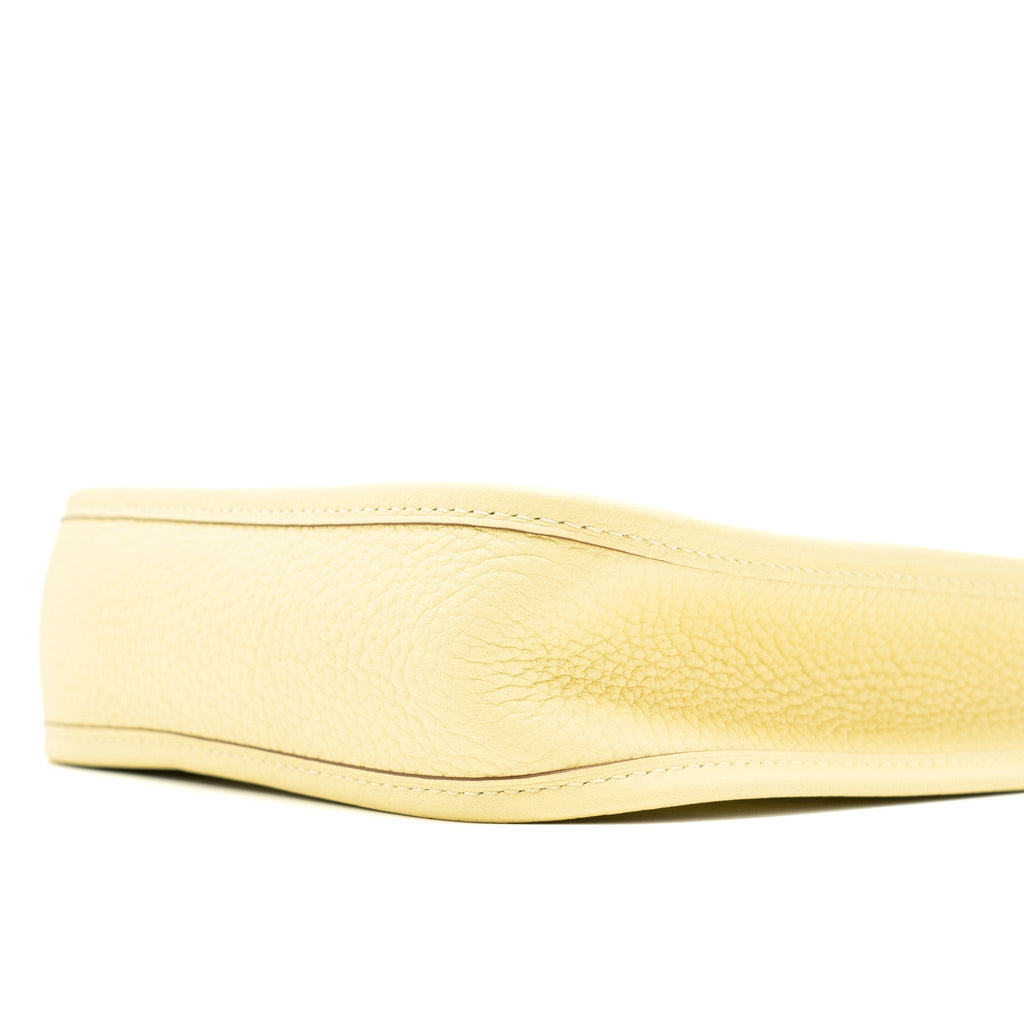 hermes-mini-evelyne-clemence-1z-jaune-poussin-shw-stamp-t