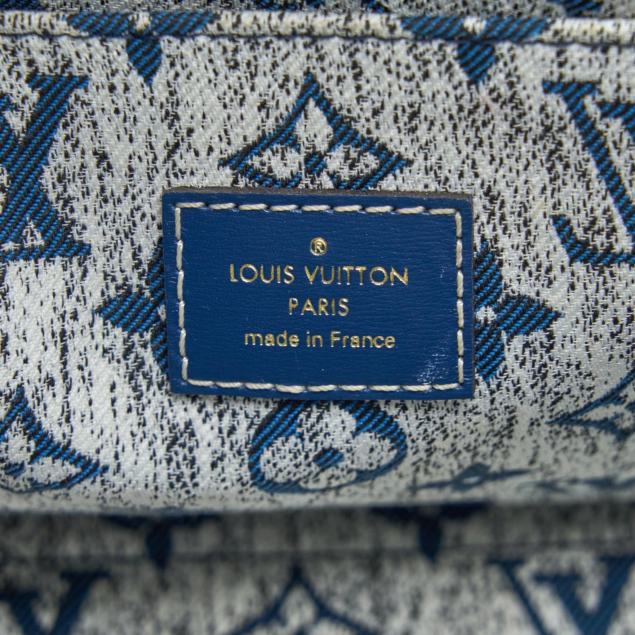 louis-vuitton-onthego-mm-monogram-denim-blue-ghw-new-version-copy