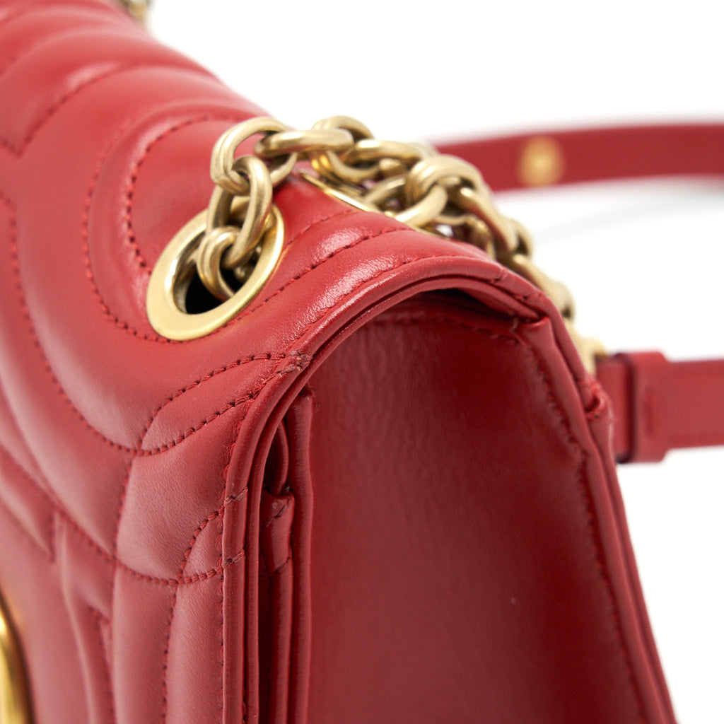 salvatore-ferragamo-gancini-flap-bag-calfskin-black-ghw