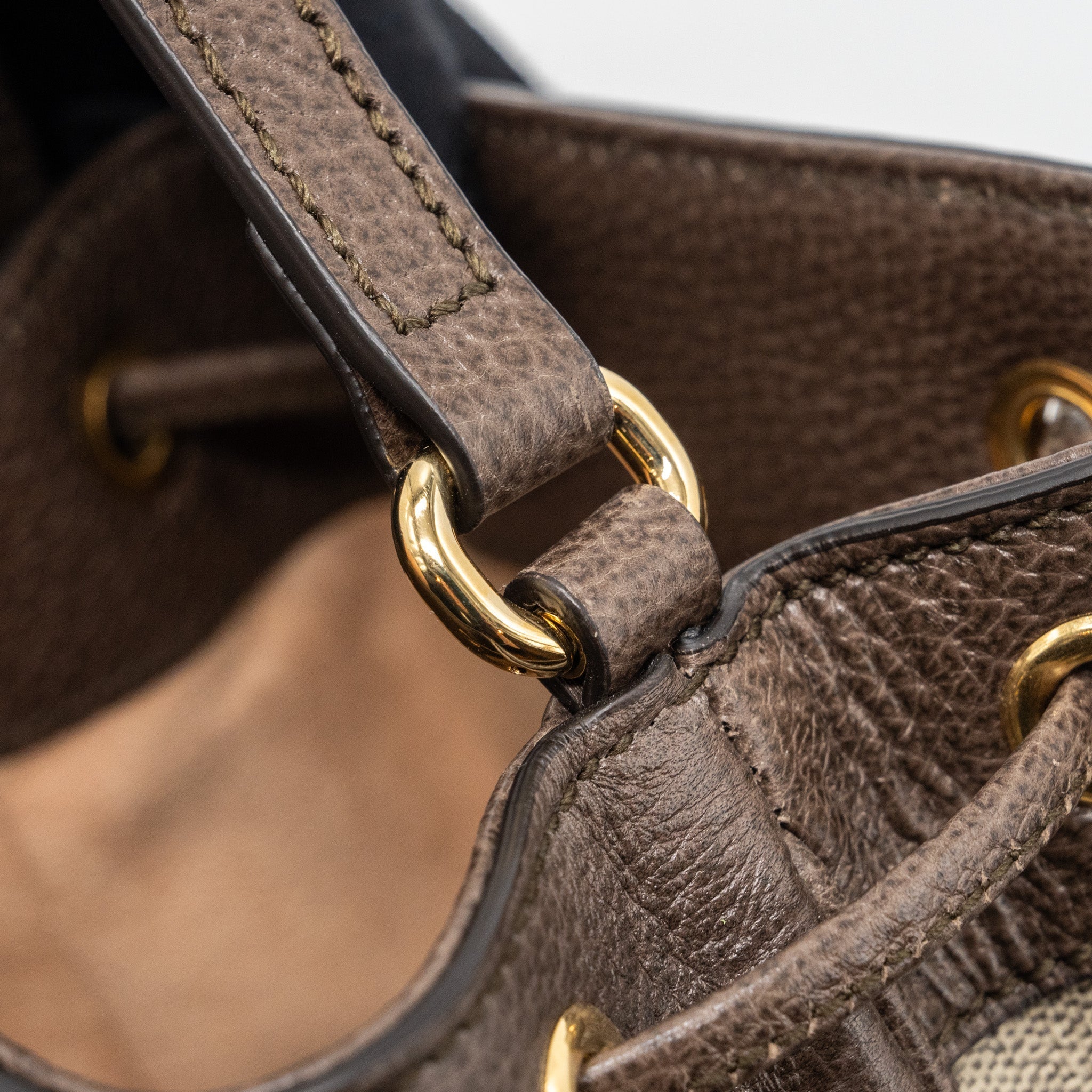 gucci-ophidia-mini-gg-bucket-bag-beige-ebony-gg-supreme-canvas-ghw-1