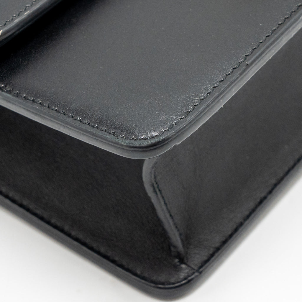 dior-medium-30-montaigne-flap-bag-calfskin-black-ghw
