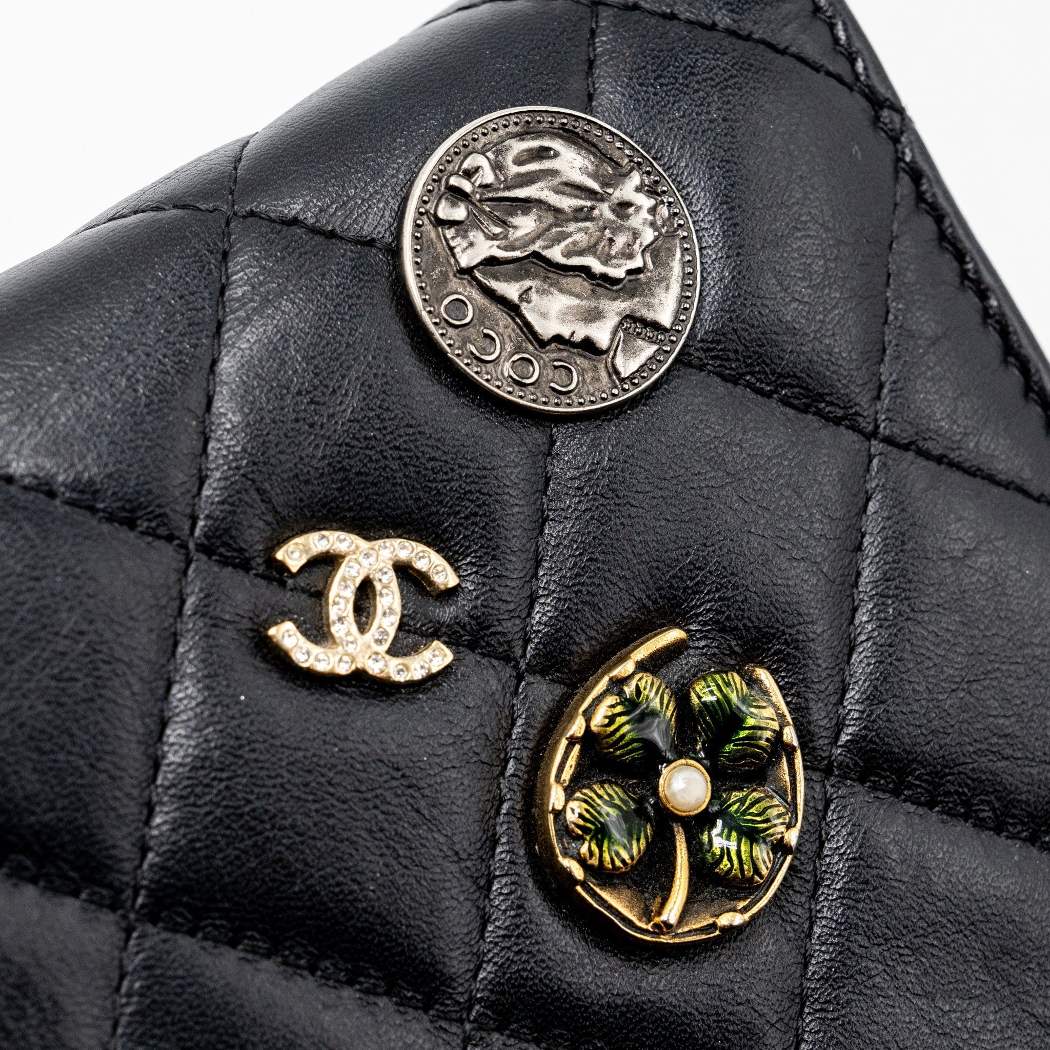 chanel-2-55-reissue-lucky-charms-wallet-on-chain-aged-calfskin-black-ruthenium-shw