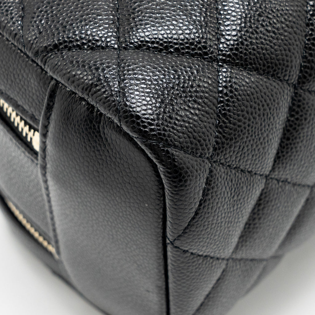 chanel-double-zip-pouch-cosmetic-case-caviar-black-ghw-microchip