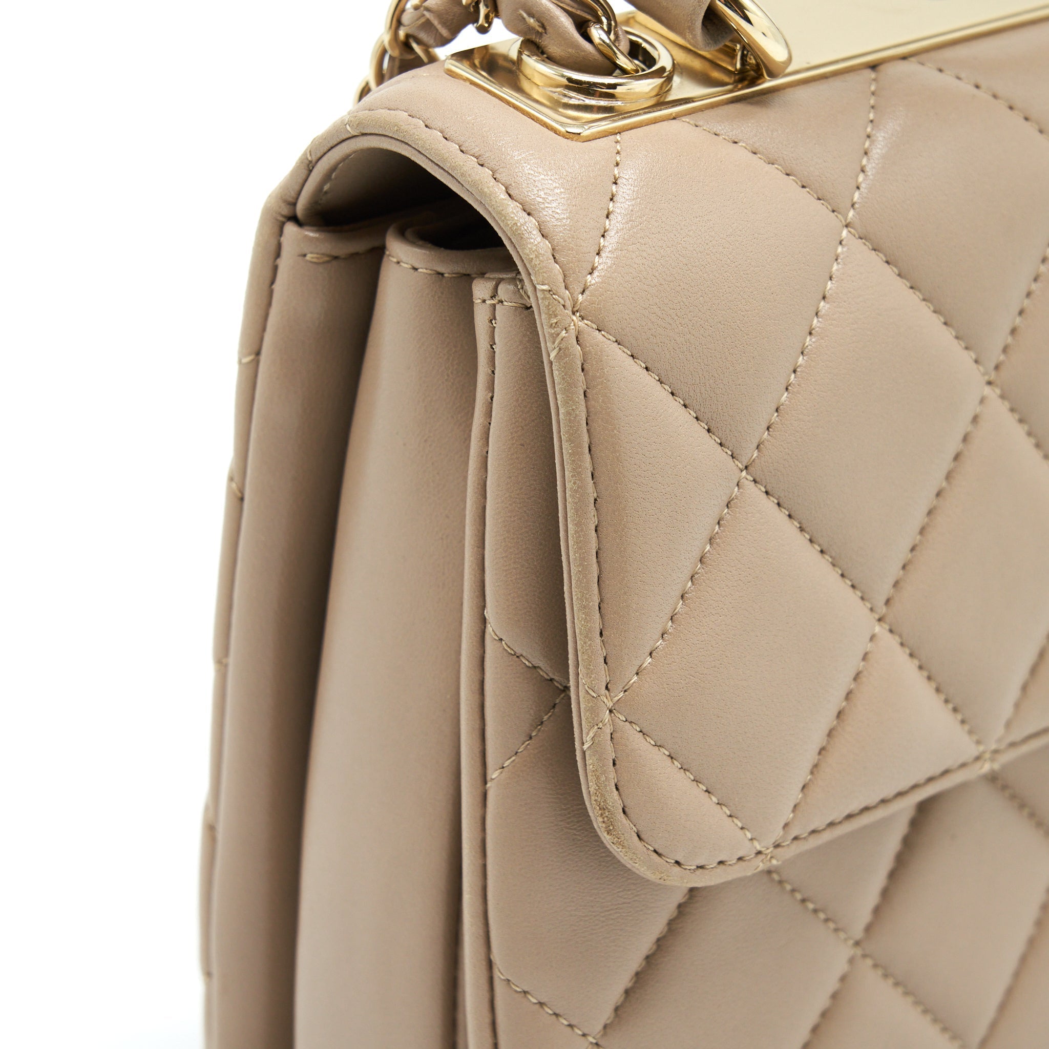 chanel-trendy-cc-flap-bag-lambskin-beige-lghw