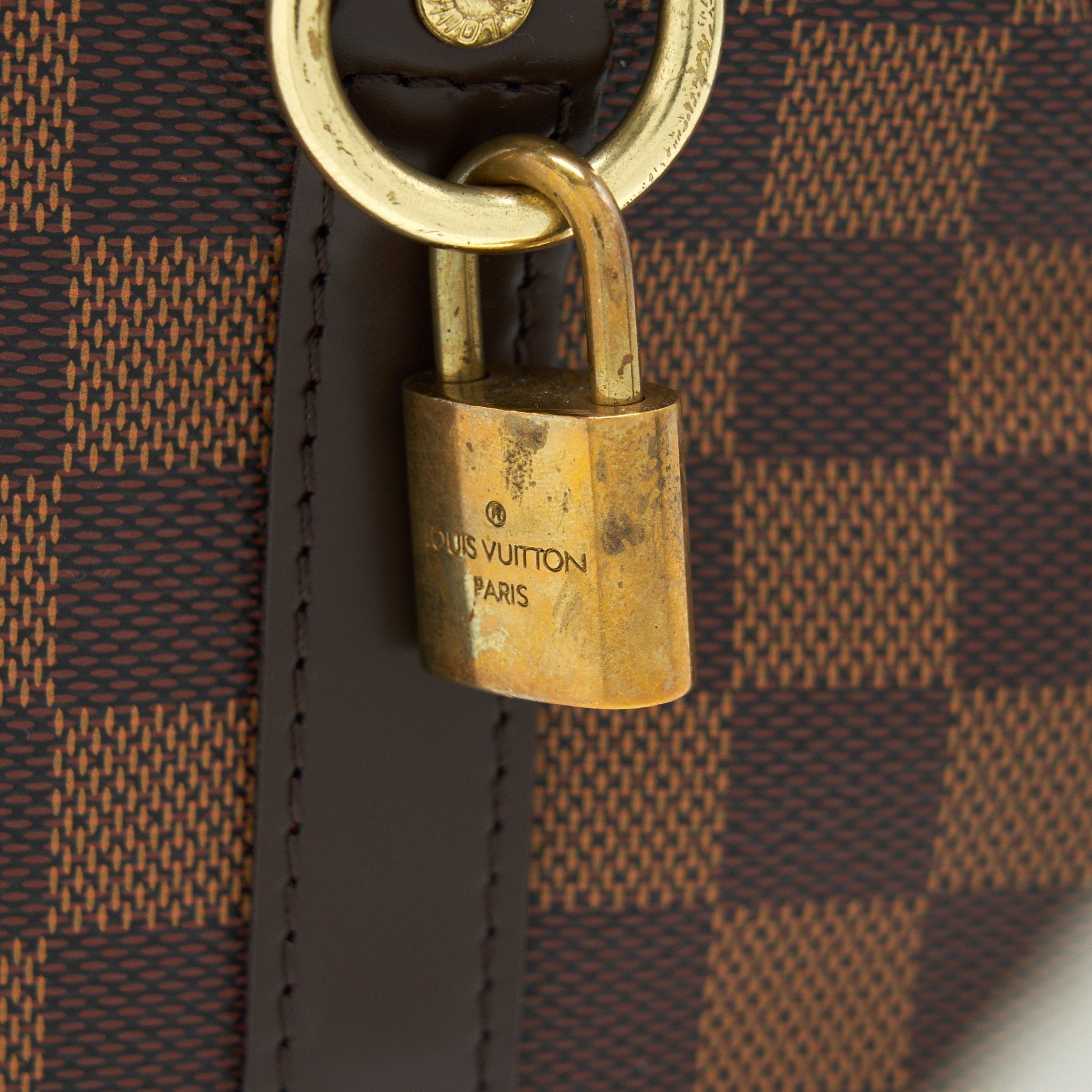 louis-vuitton-speedy-25-damier-ebene-with-strap-1