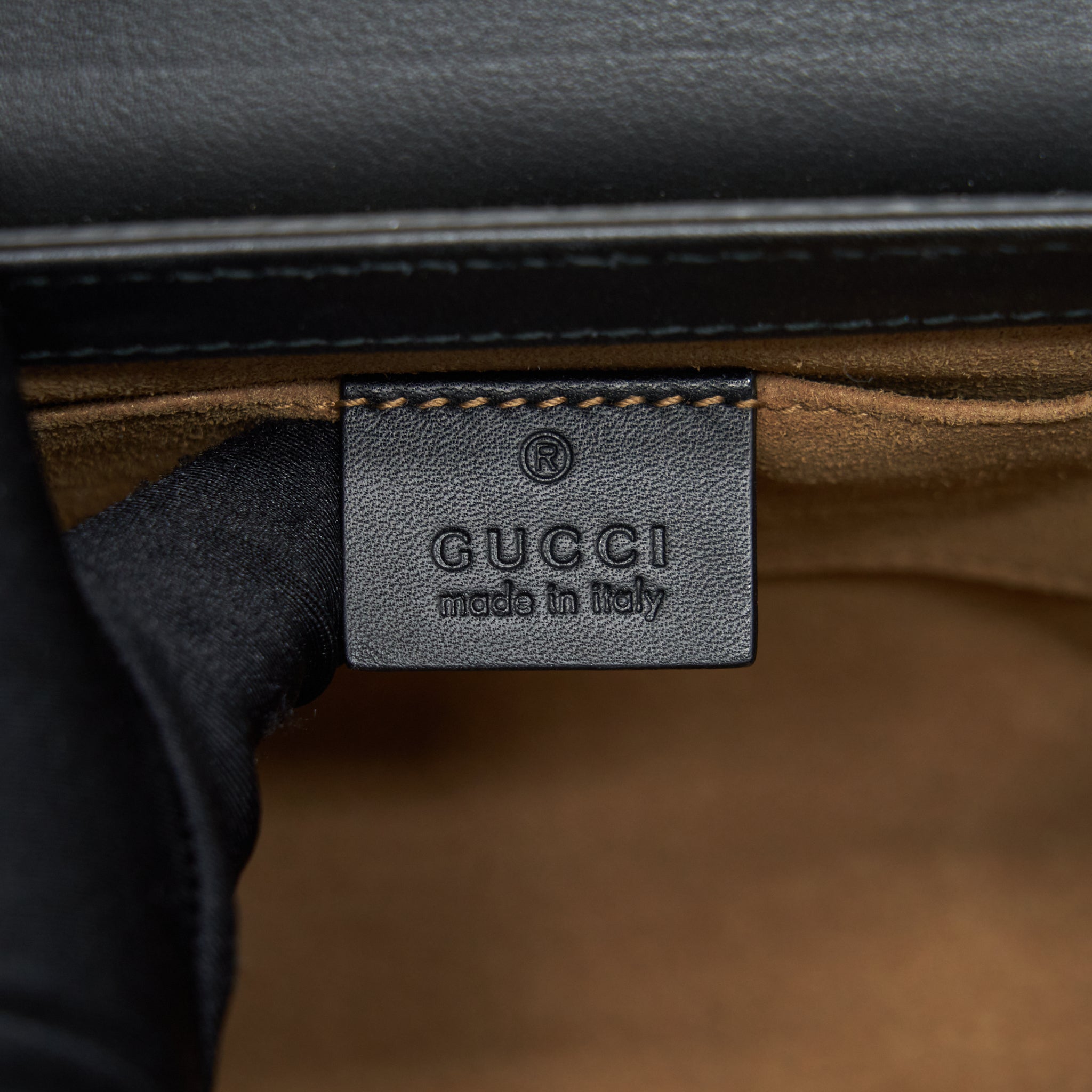 gucci-small-padlock-shoulder-bag-gg-supreme-canvas-black-ghw