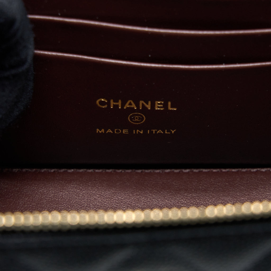 chanel-23c-long-vanity-with-chain-caviar-black-lghw