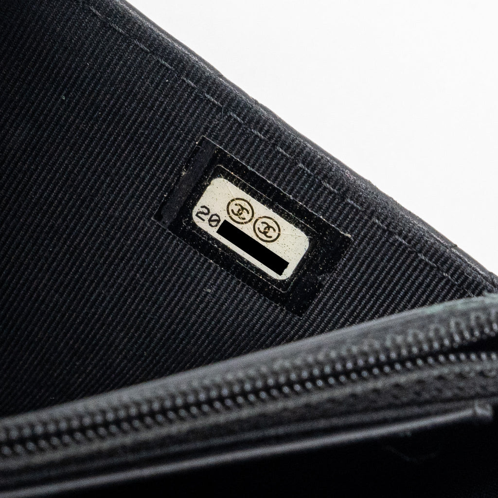 chanel-2-55-reissue-lucky-charms-wallet-on-chain-aged-calfskin-black-ruthenium-shw