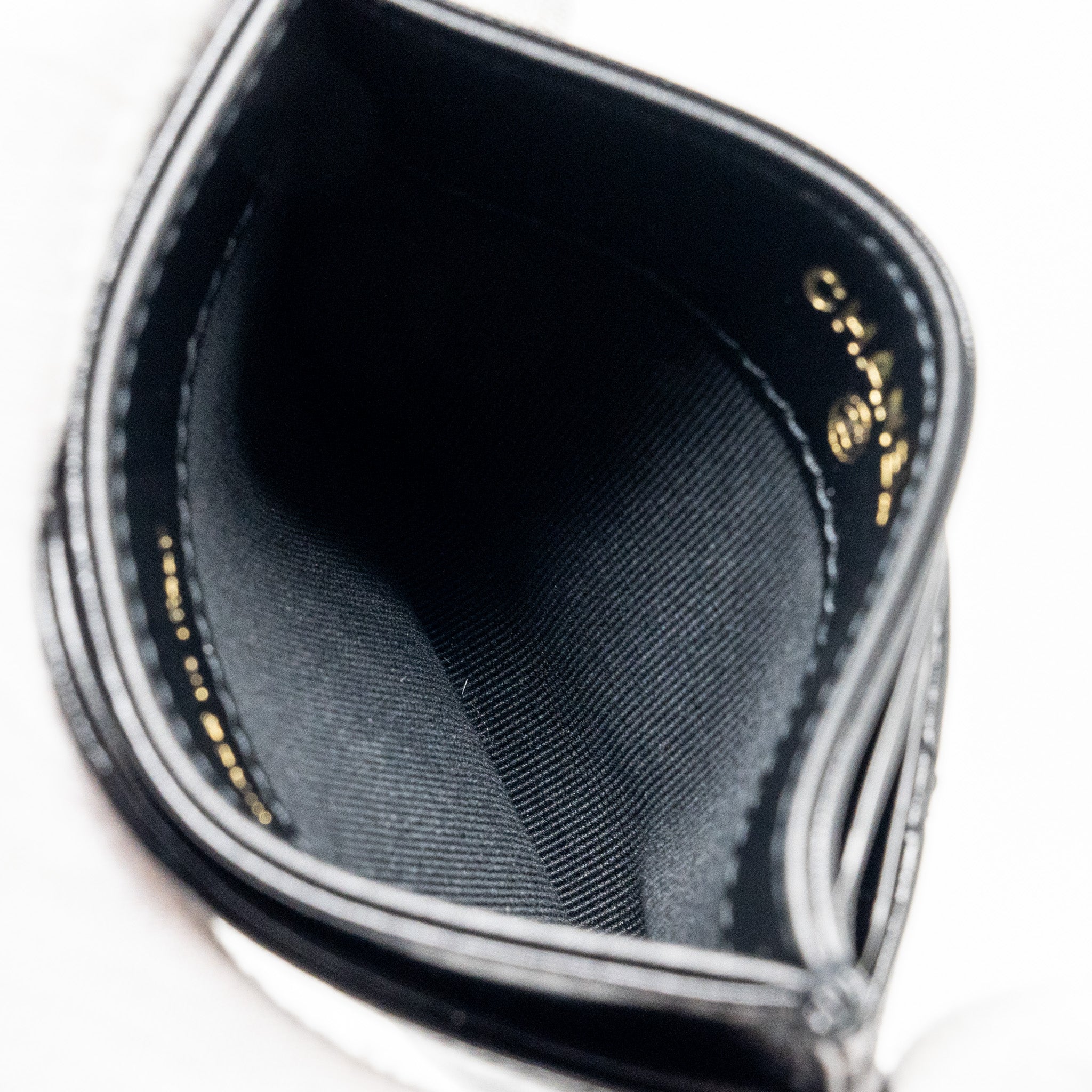 chanel-31-card-holder-shiny-goatskin-black-lghw-microchip
