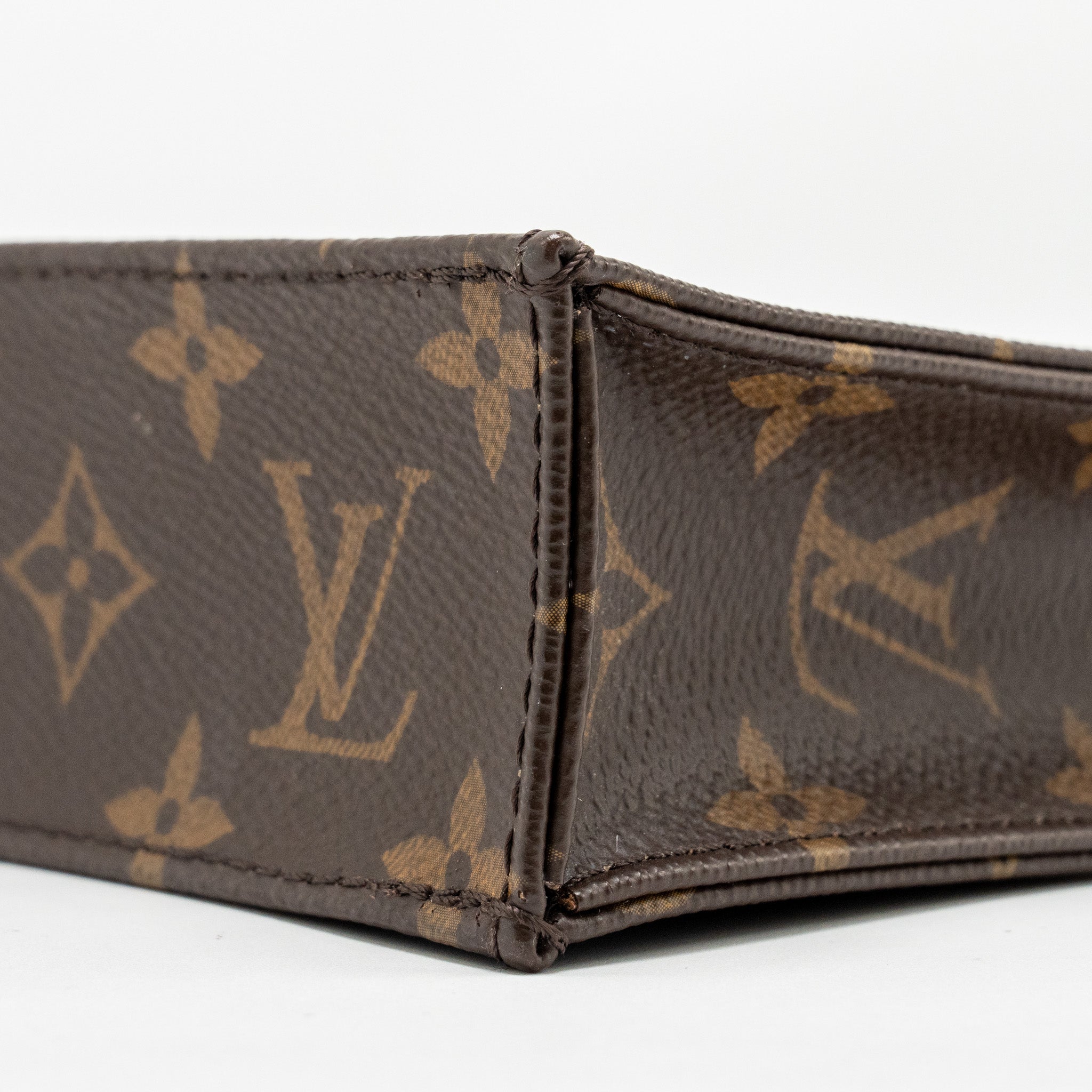 louis-vuitton-petit-sac-plat-monogram-canvas-ghw-16