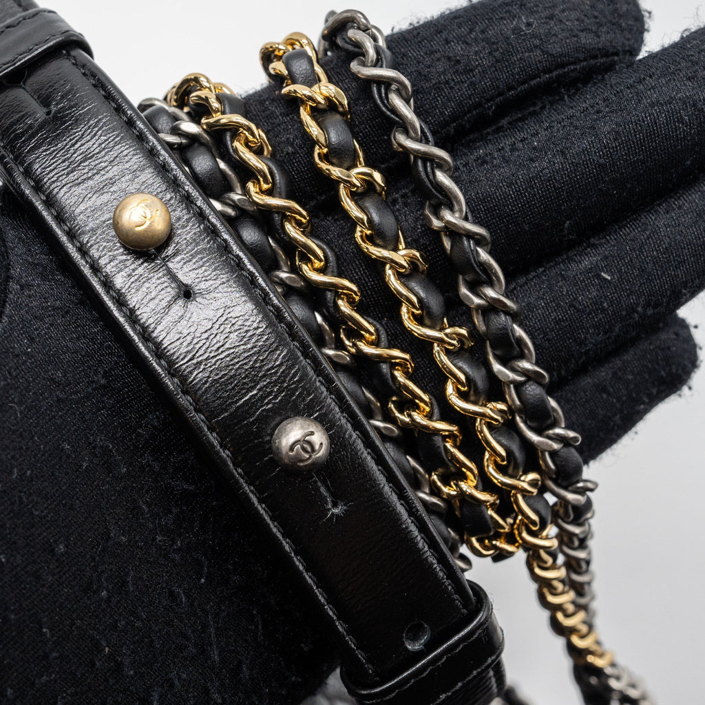 chanel-gabrielle-hobo-bag-calfskin-black-multicolour-hardware-copy-1