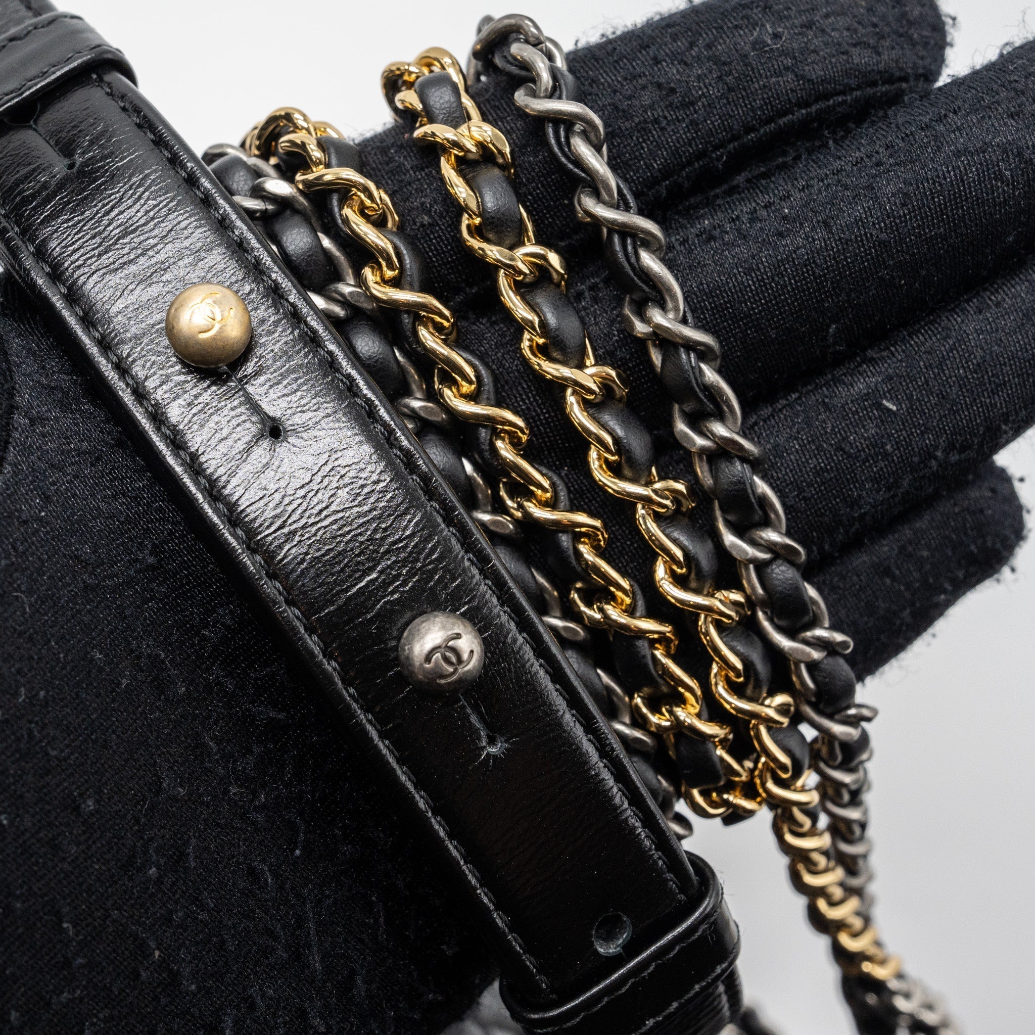 chanel-gabrielle-hobo-bag-calfskin-black-multicolour-hardware-copy-1