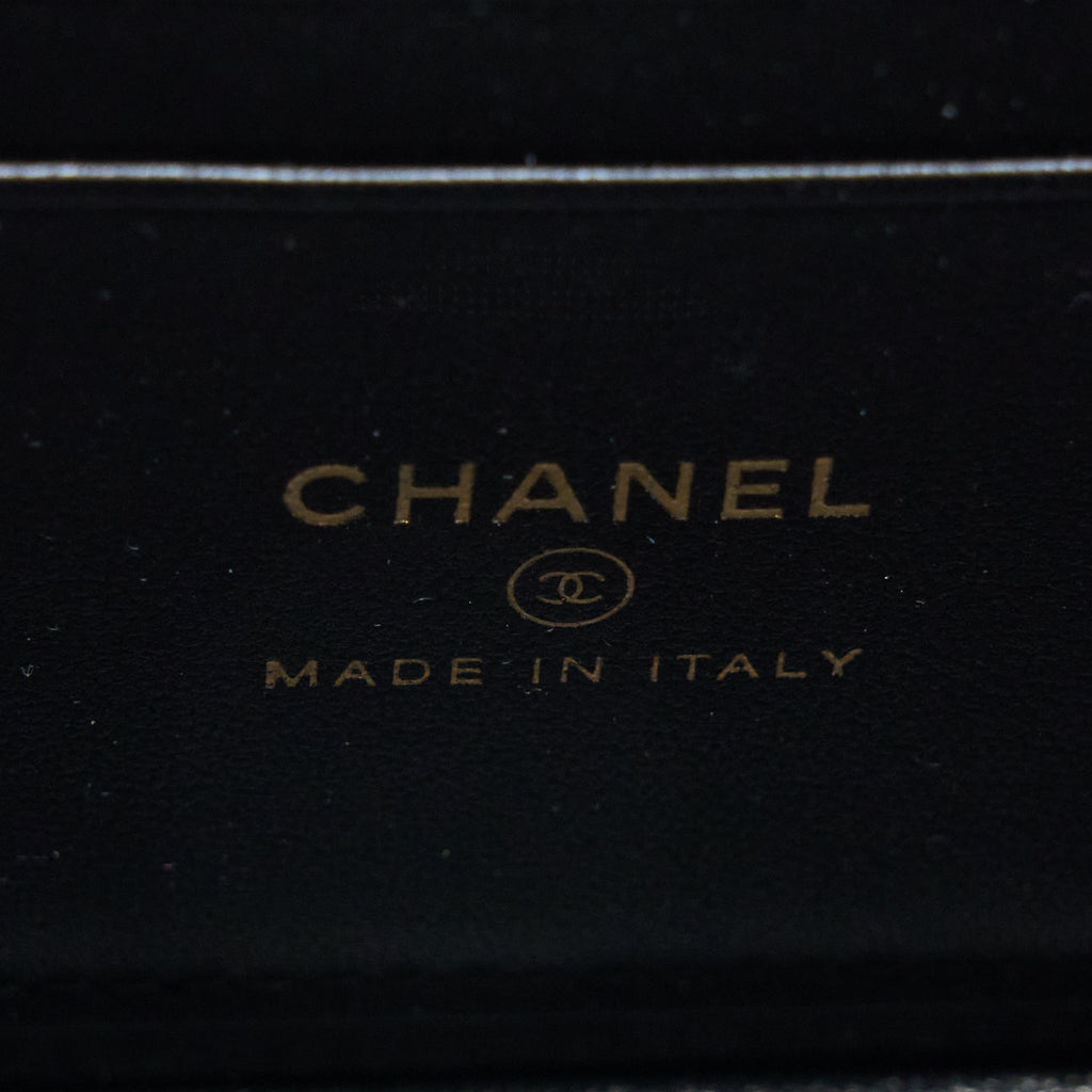 chanel-22a-top-handle-long-vanity-with-chain-lambskin-black-lghw-3