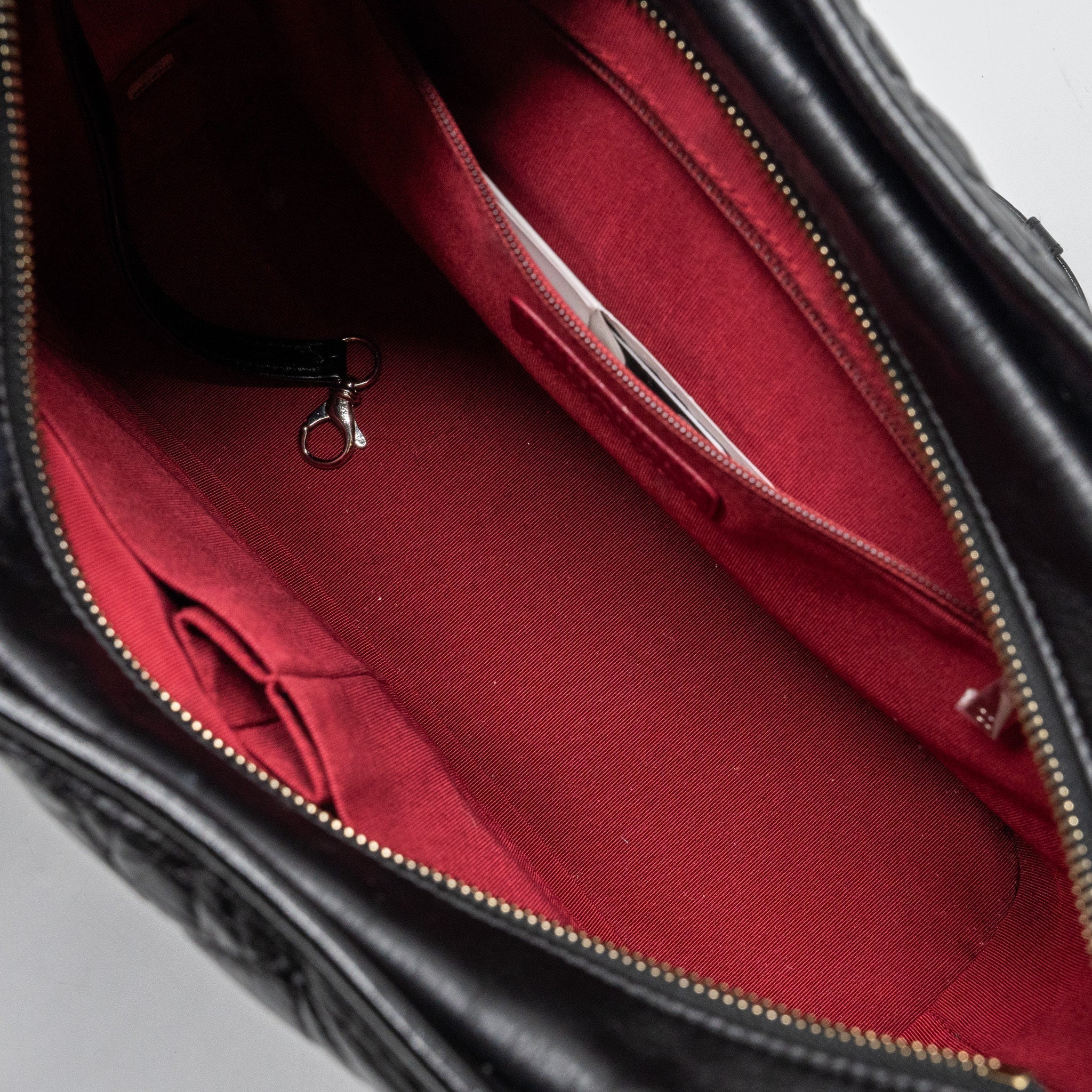 chanel-gabrielle-hobo-bag-calfskin-black-multicolour-hardware-copy-1
