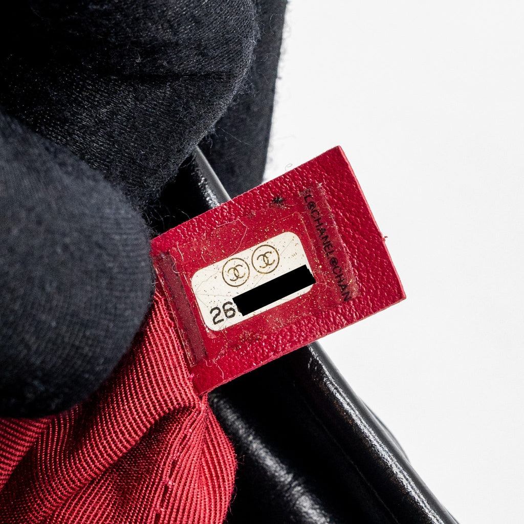 chanel-gabrielle-hobo-bag-calfskin-black-multicolour-hardware-copy-1
