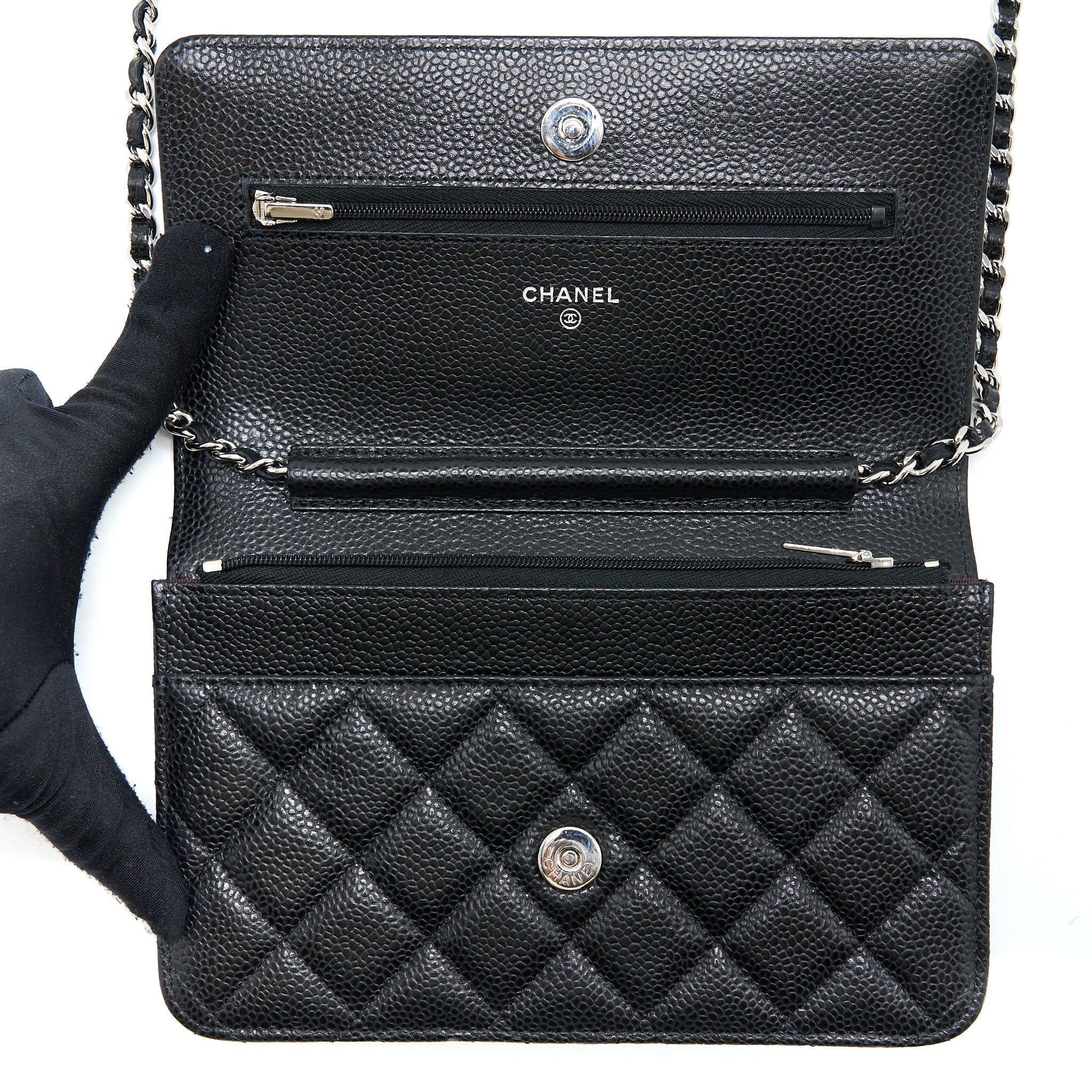 chanel-classic-wallet-on-chain-caviar-black-shw-microchip-6