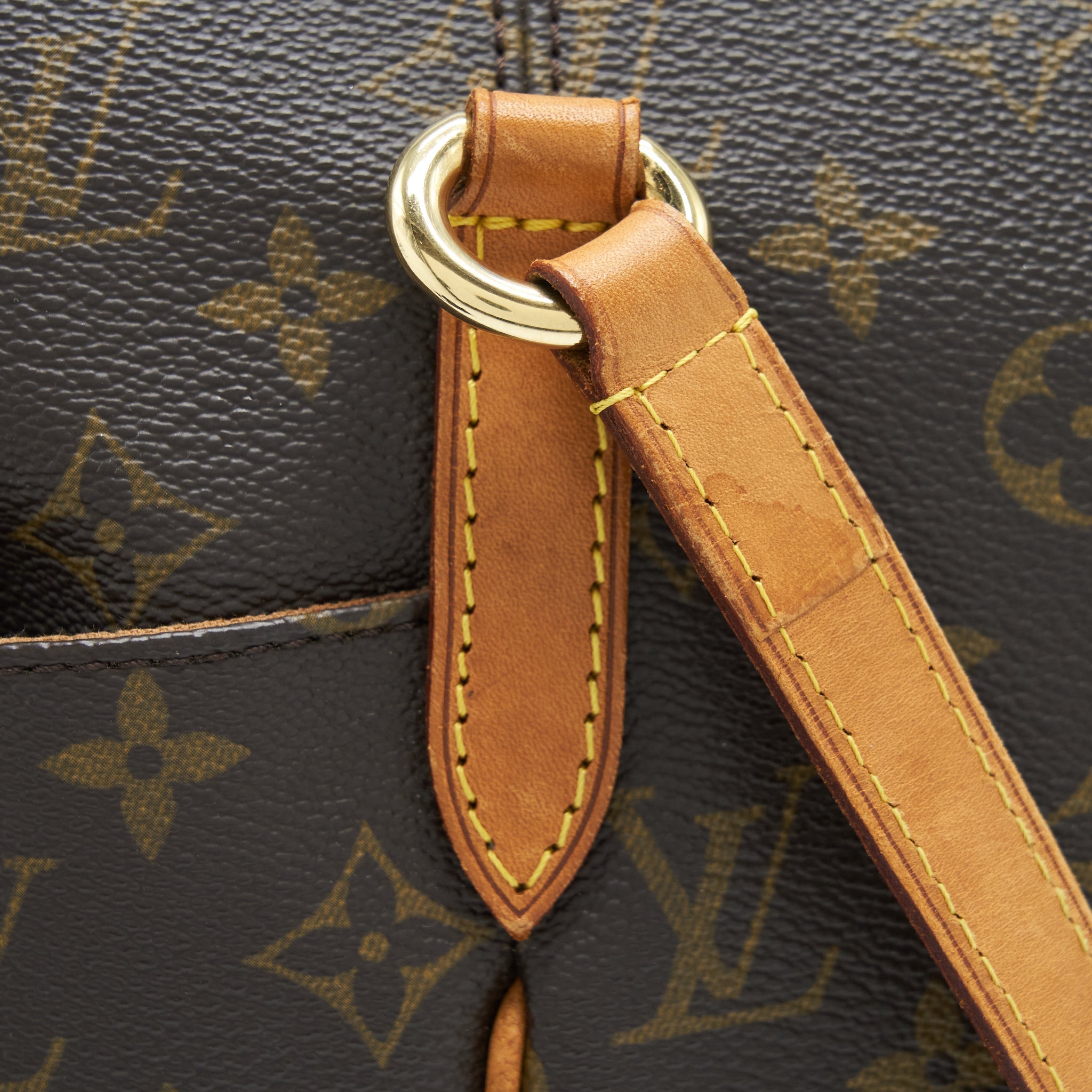 louis-vuitton-tote-bag-monogram-canvas-lghw