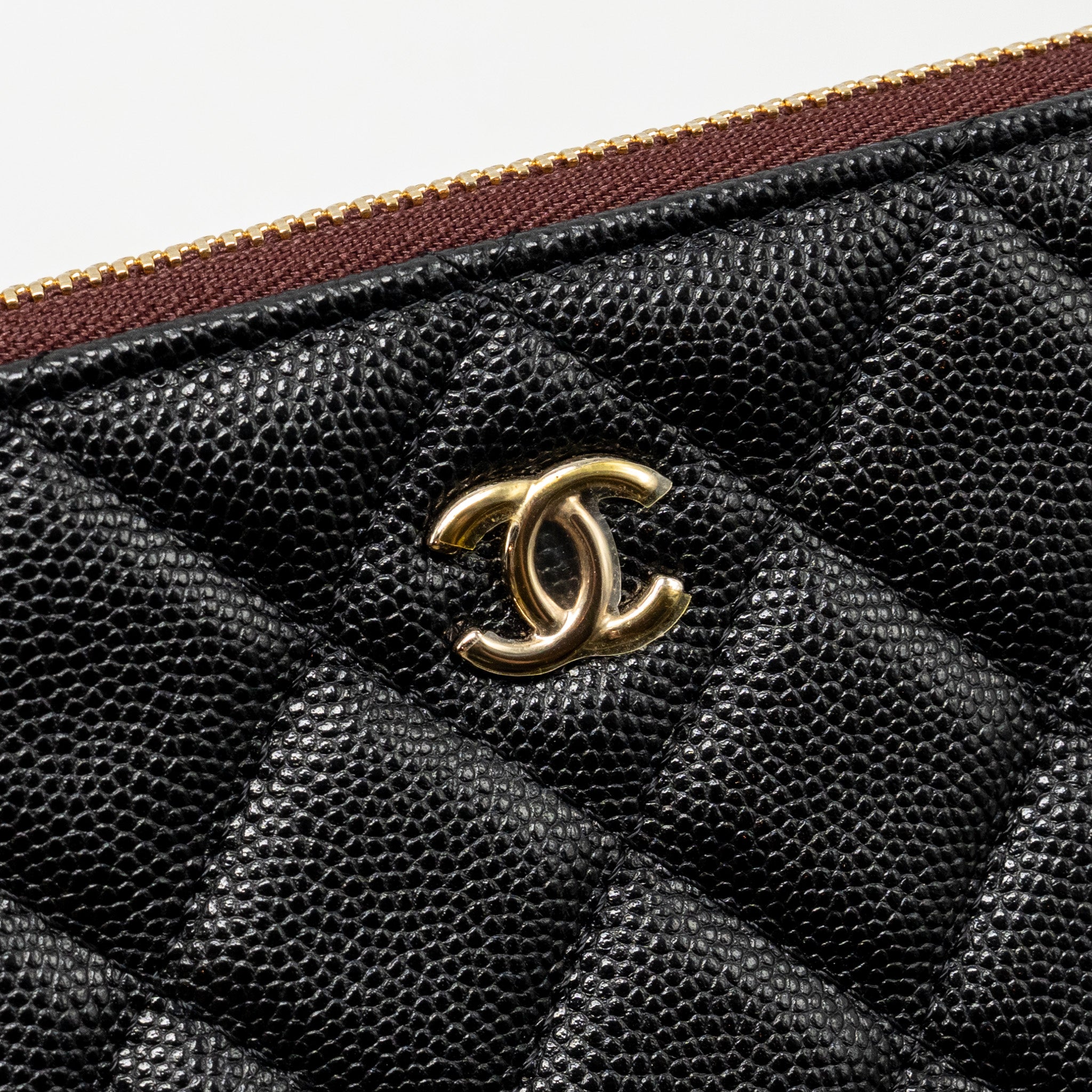 chanel-o-case-clutch-caviar-black-ghw