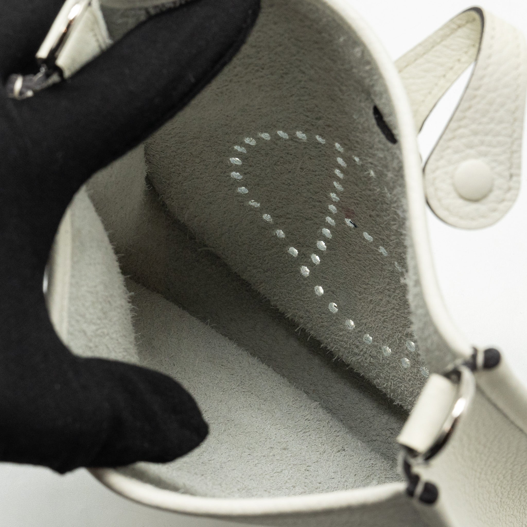 hermes-mini-evelyne-clemence-new-white-shw-stamp-b