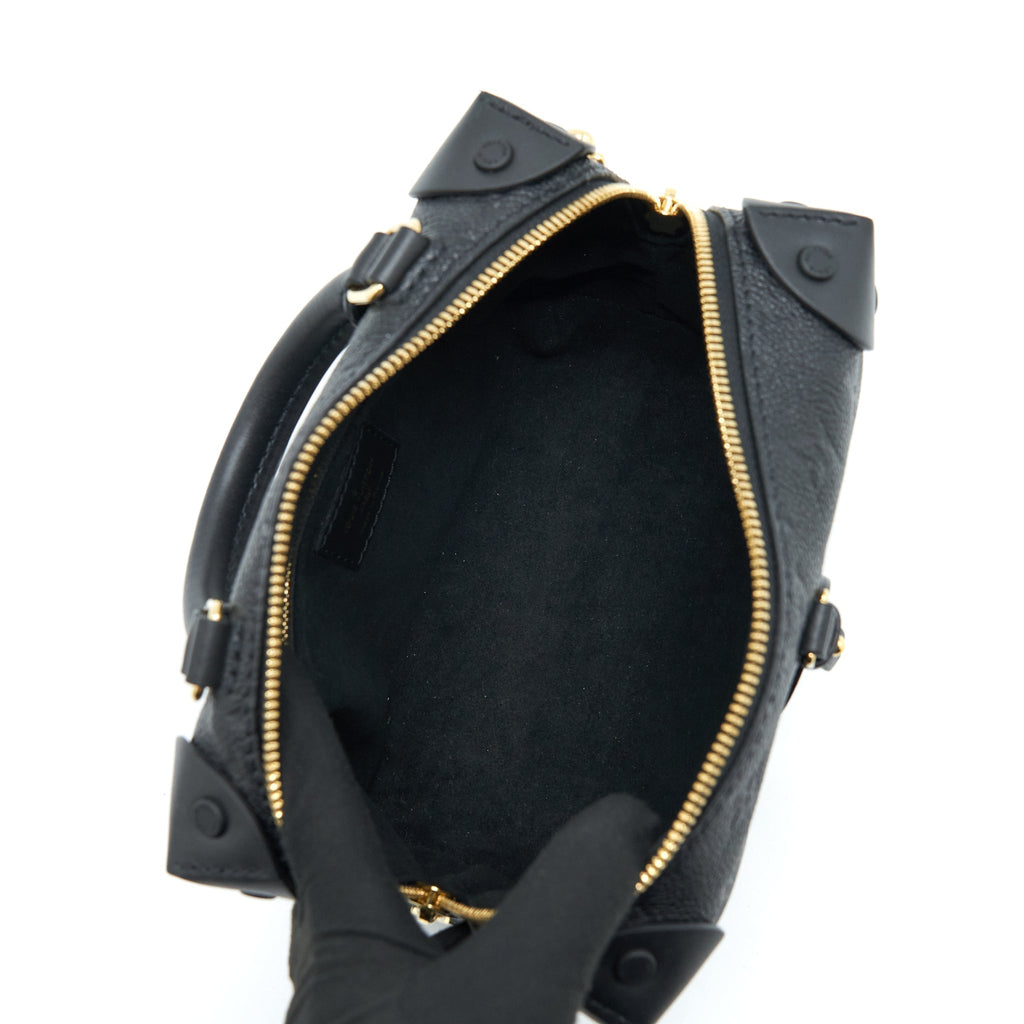 louis-vuitton-petite-malle-souple-monogram-empreinte-black-ghw
