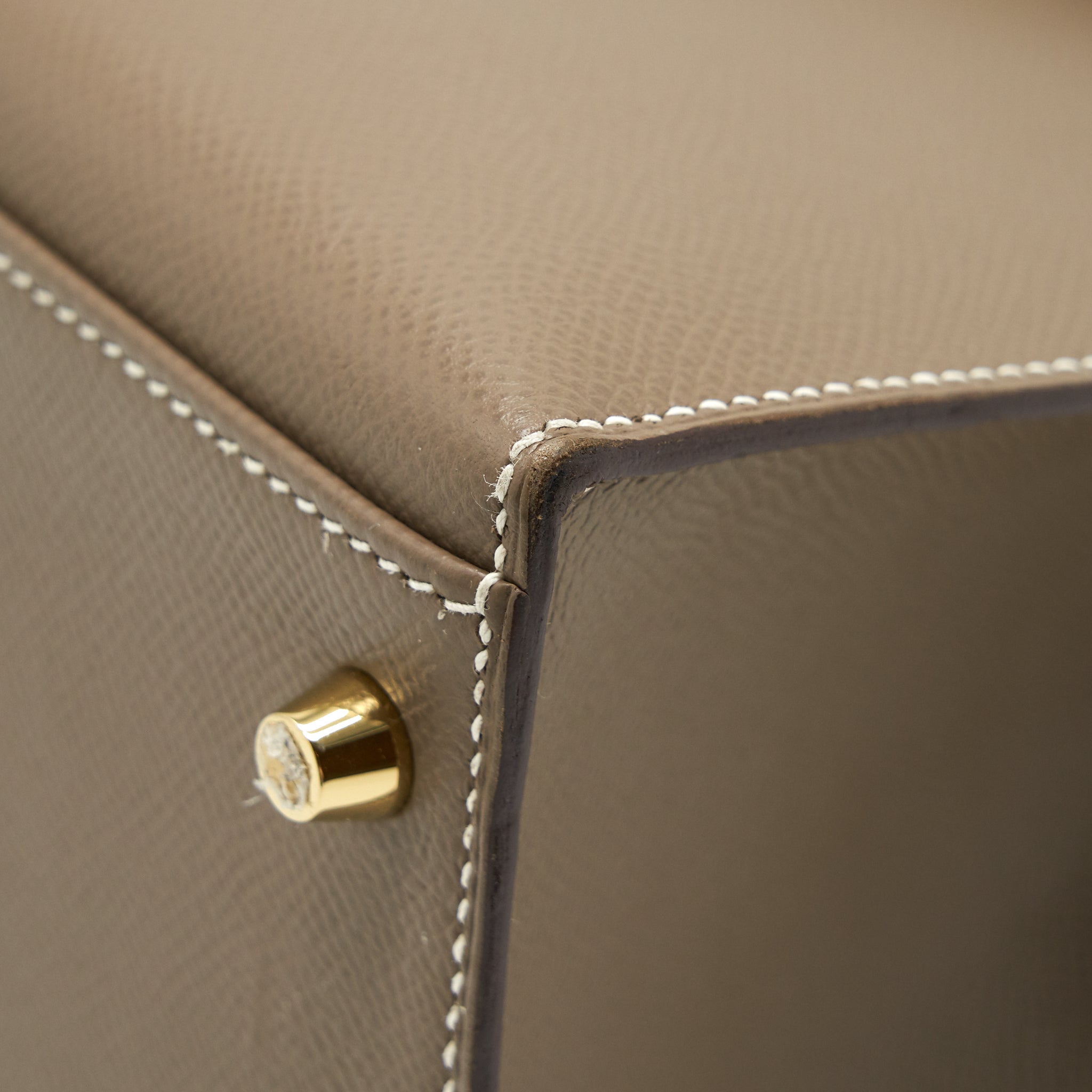 hermes-kelly-32-sellier-epsom-etoupe-ghw-stamp-d