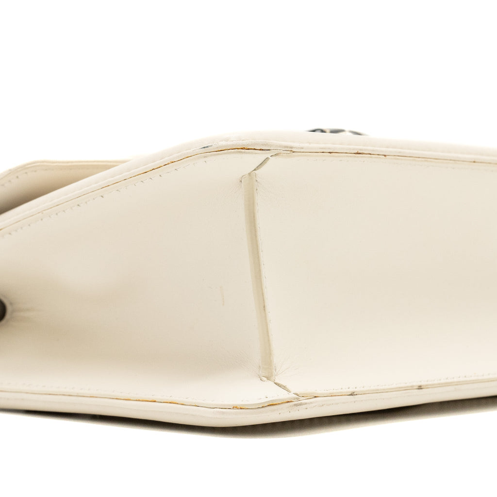 bvlgari-serpenti-flap-chain-bag-calfskin-limited-edition-white-lghw