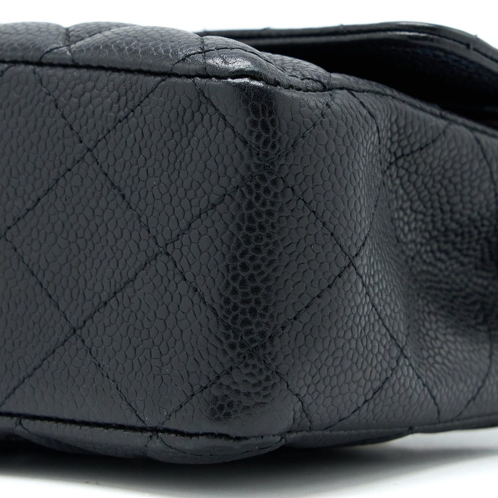 chanel-medium-classic-double-flap-bag-caviar-black-shw