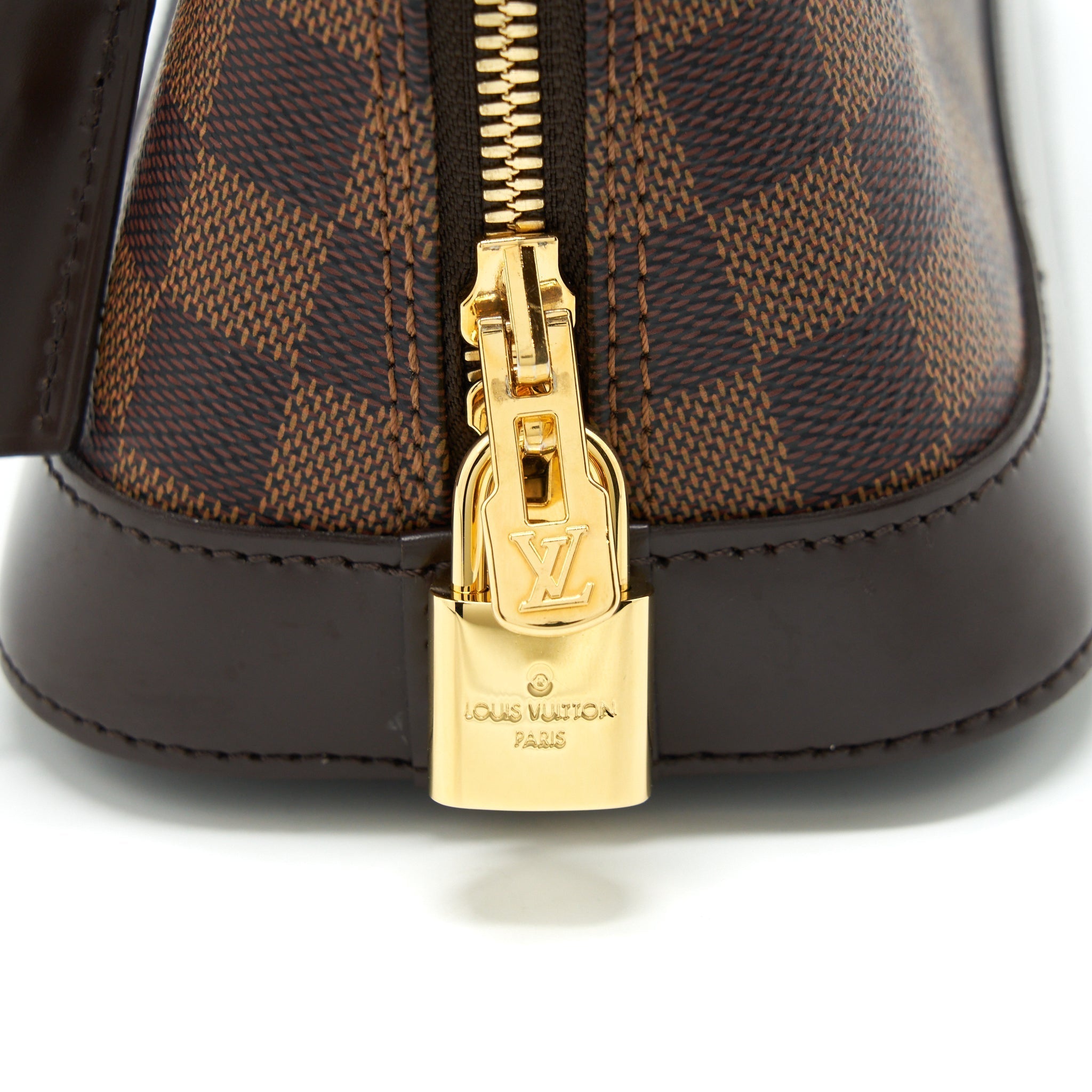 louis-vuitton-alma-bb-damier-ebene-ghw