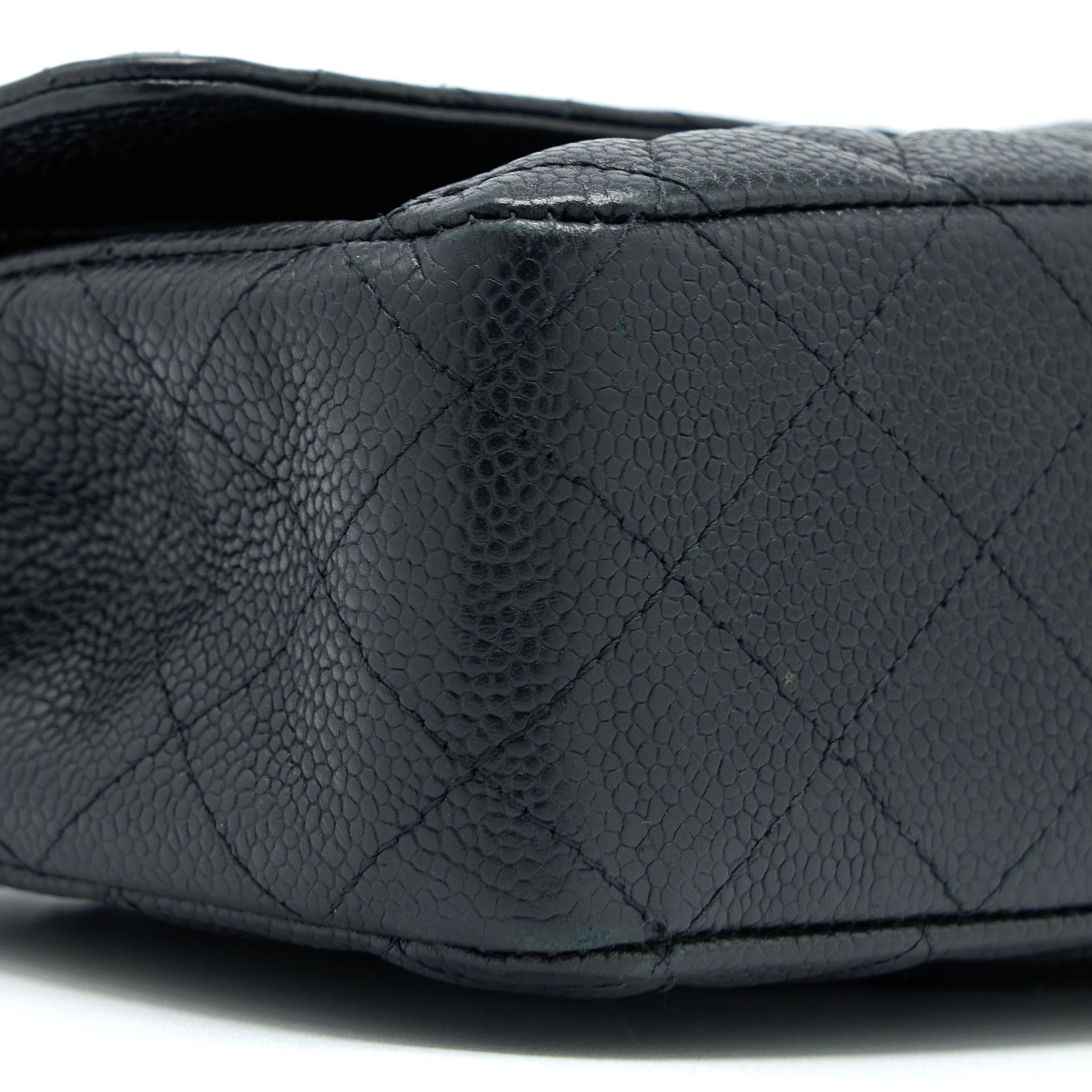 chanel-medium-classic-double-flap-bag-caviar-black-shw