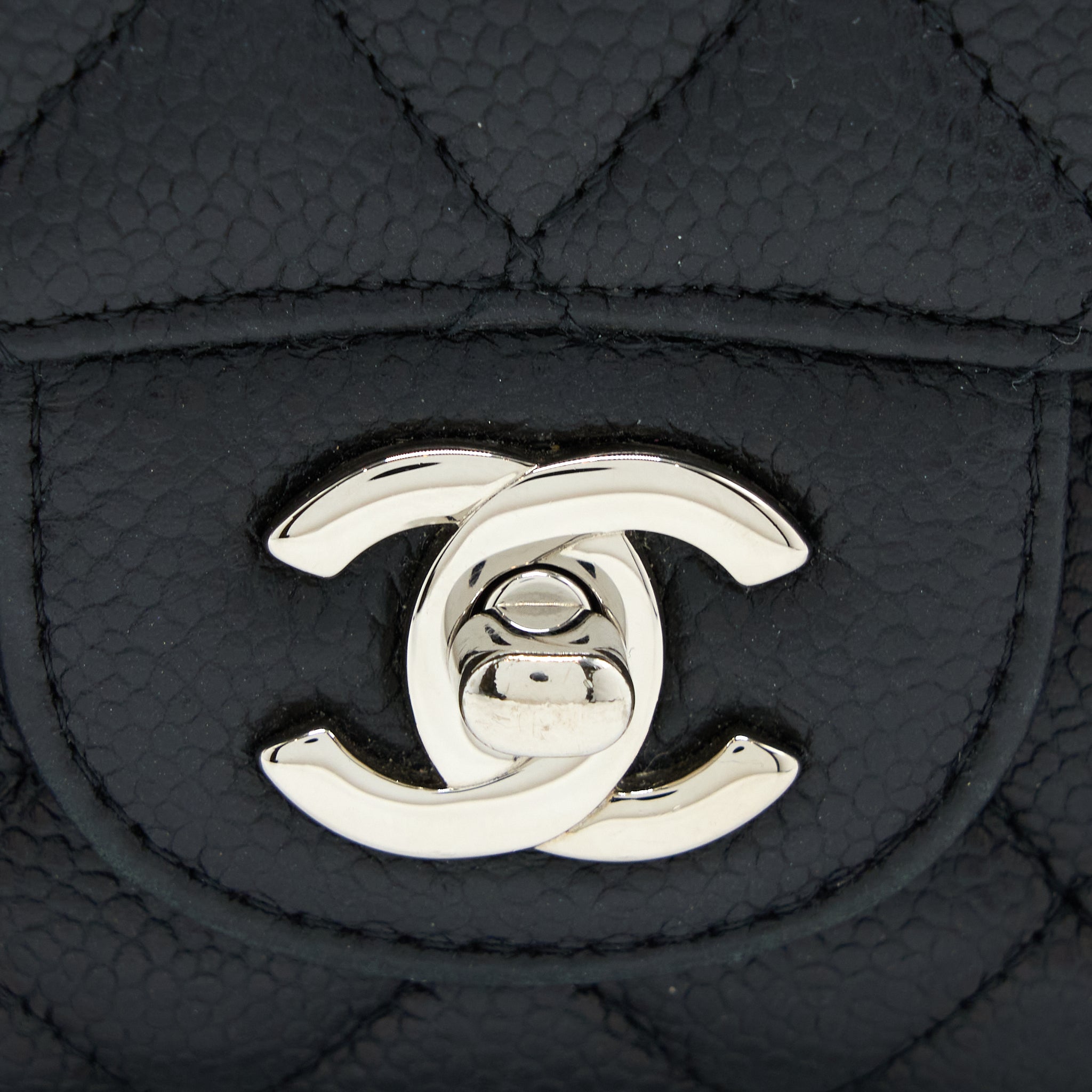 chanel-medium-classic-double-flap-bag-caviar-black-shw