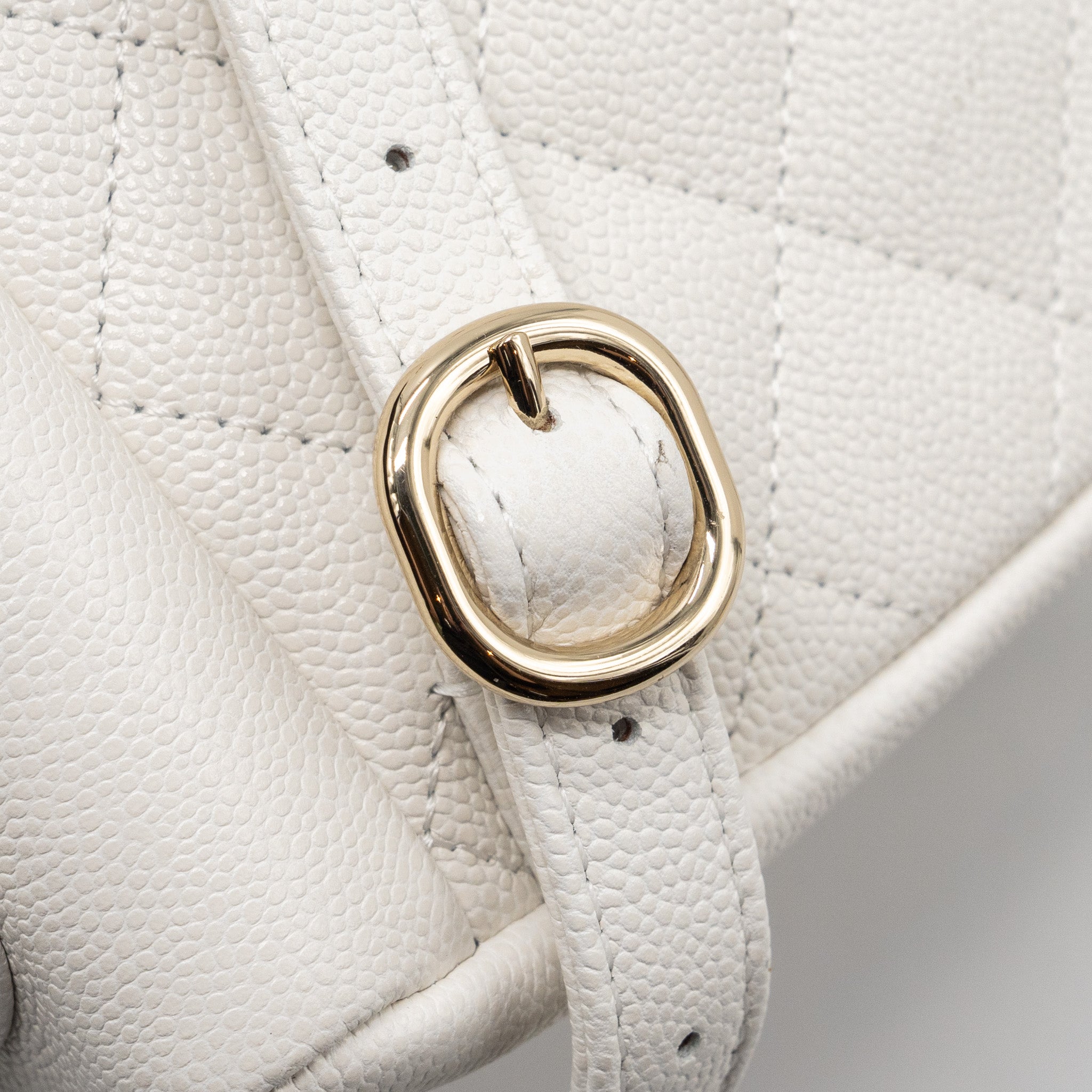 copy-of-chanel-23k-triple-pocket-mini-backpack-caviar-white-lghwmicrochip