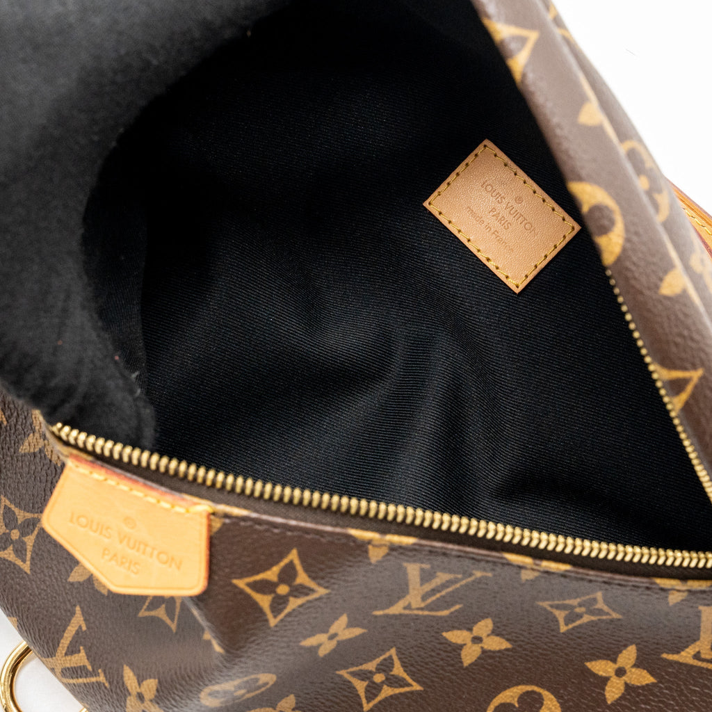 louis-vuitton-bumbag-monogram-canvas-ghw-3