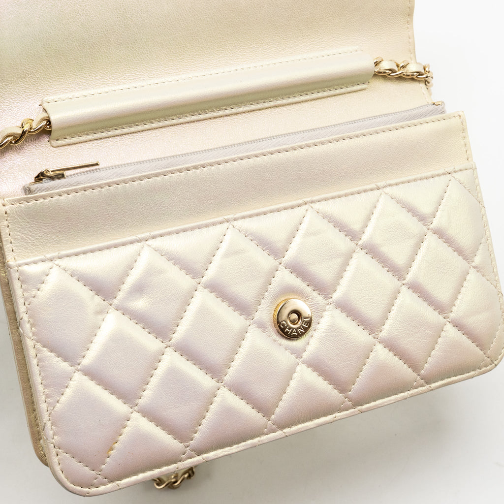 chanel-wallet-on-chain-lambskin-iridescent-ivory-lghw-copy