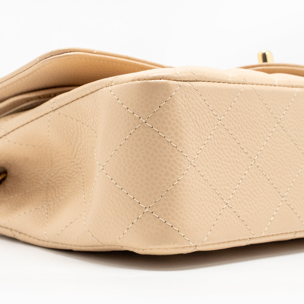 chanel-medium-classic-double-flap-bag-caviar-beige-ghw-4