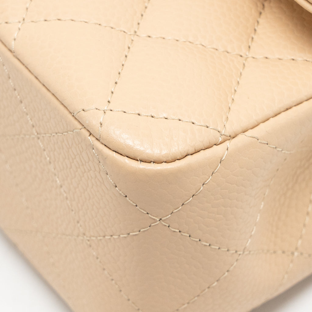 chanel-medium-classic-double-flap-bag-caviar-beige-ghw-4