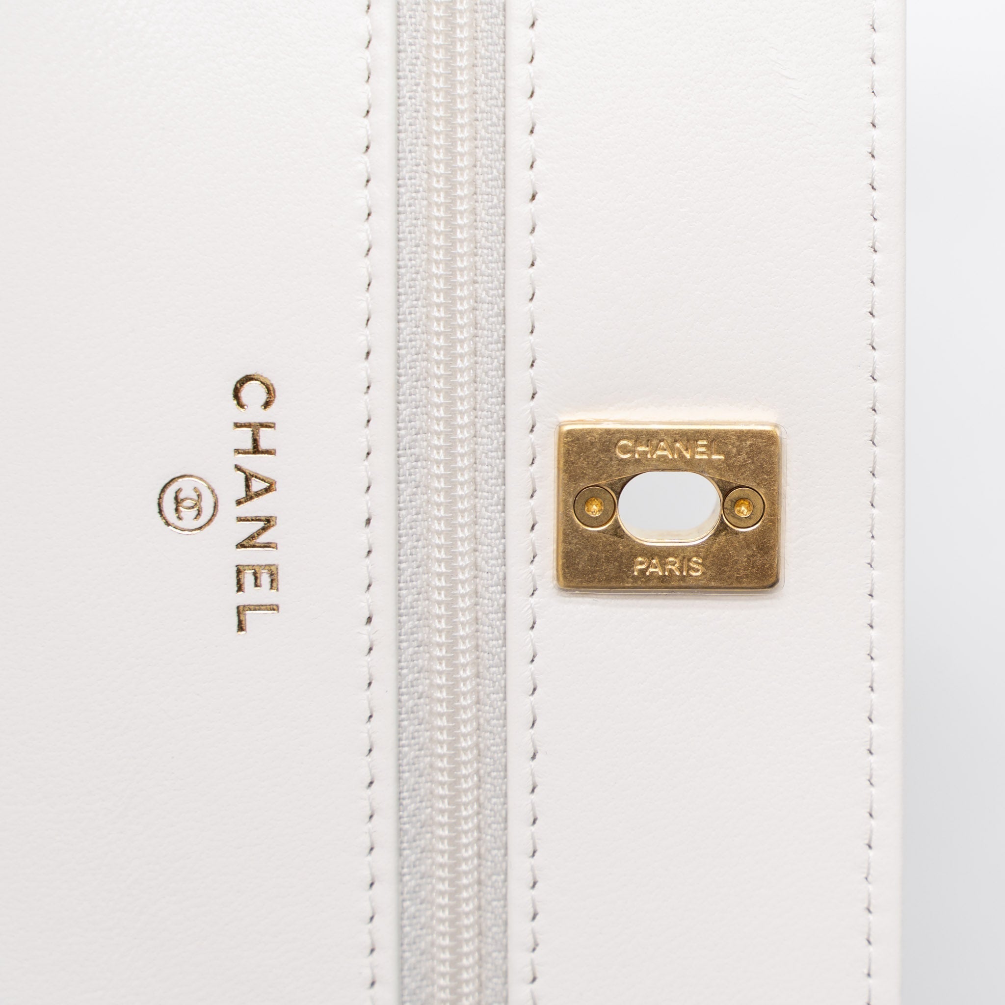 chanel-pearl-crush-wallet-on-chain-lambskin-white-brushed-ghw-microchip