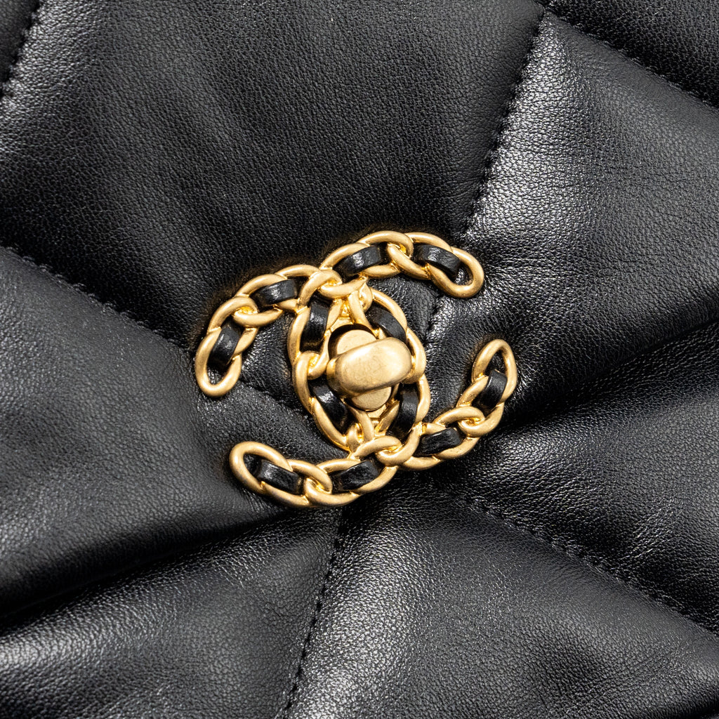 chanel-small-19-bag-lambskin-black-multicolour-hardware-microchip-5