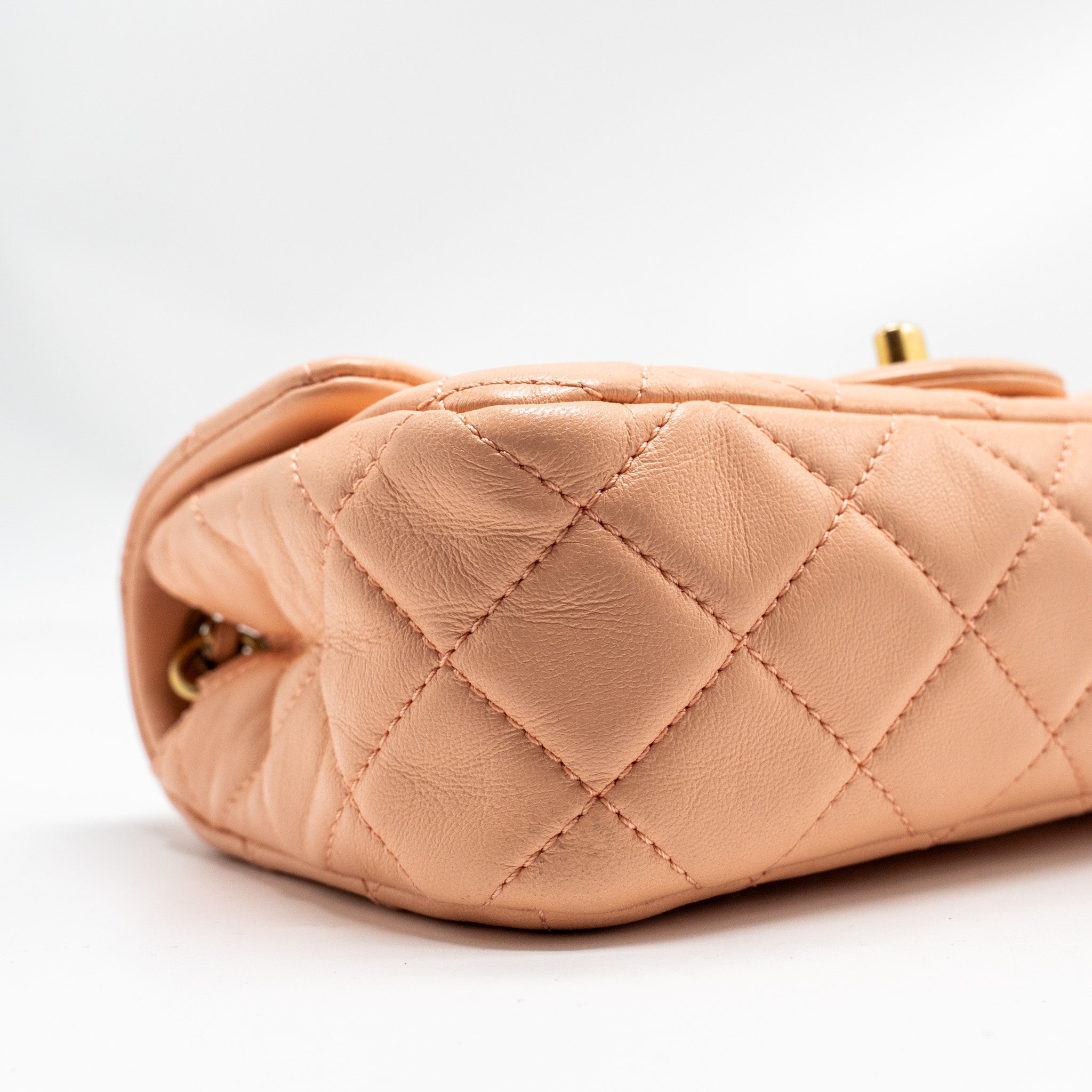 chanel-pearl-crush-mini-rectangular-flap-bag-pink-ghw-microchip