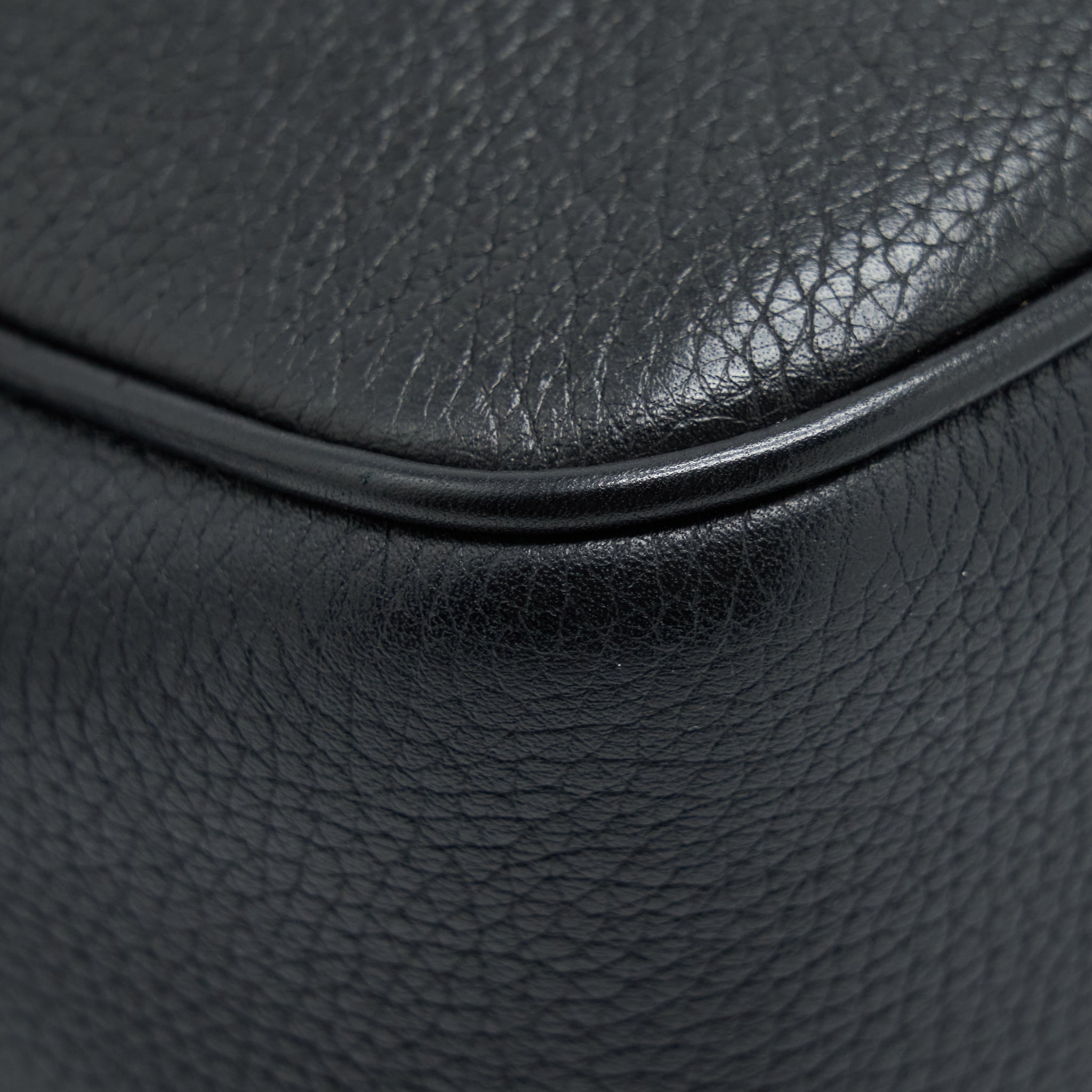 gucci-disco-camera-bag-calfskin-black-lghw