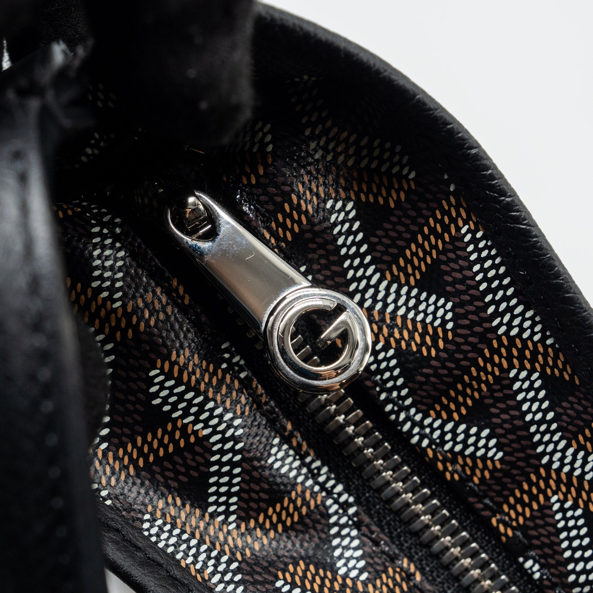 goyard-boheme-hobo-bag-goyardline-canvas-calfskin-black-shw-1