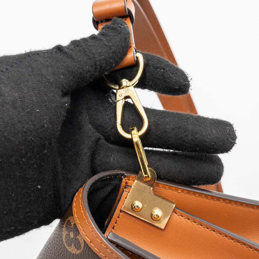 louis-vuitton-mini-dauphine-monogram-canvas-ghw-3